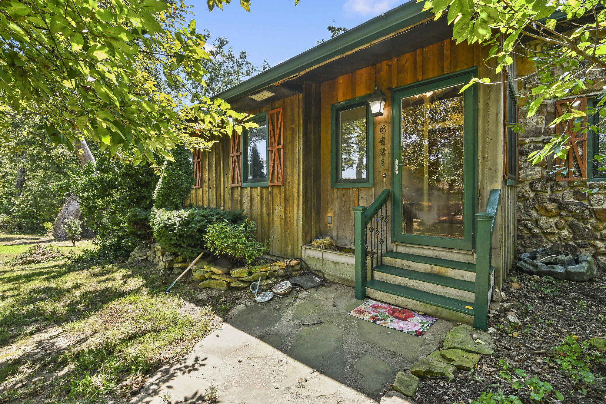 6421 Lawson Road Property Photo 4
