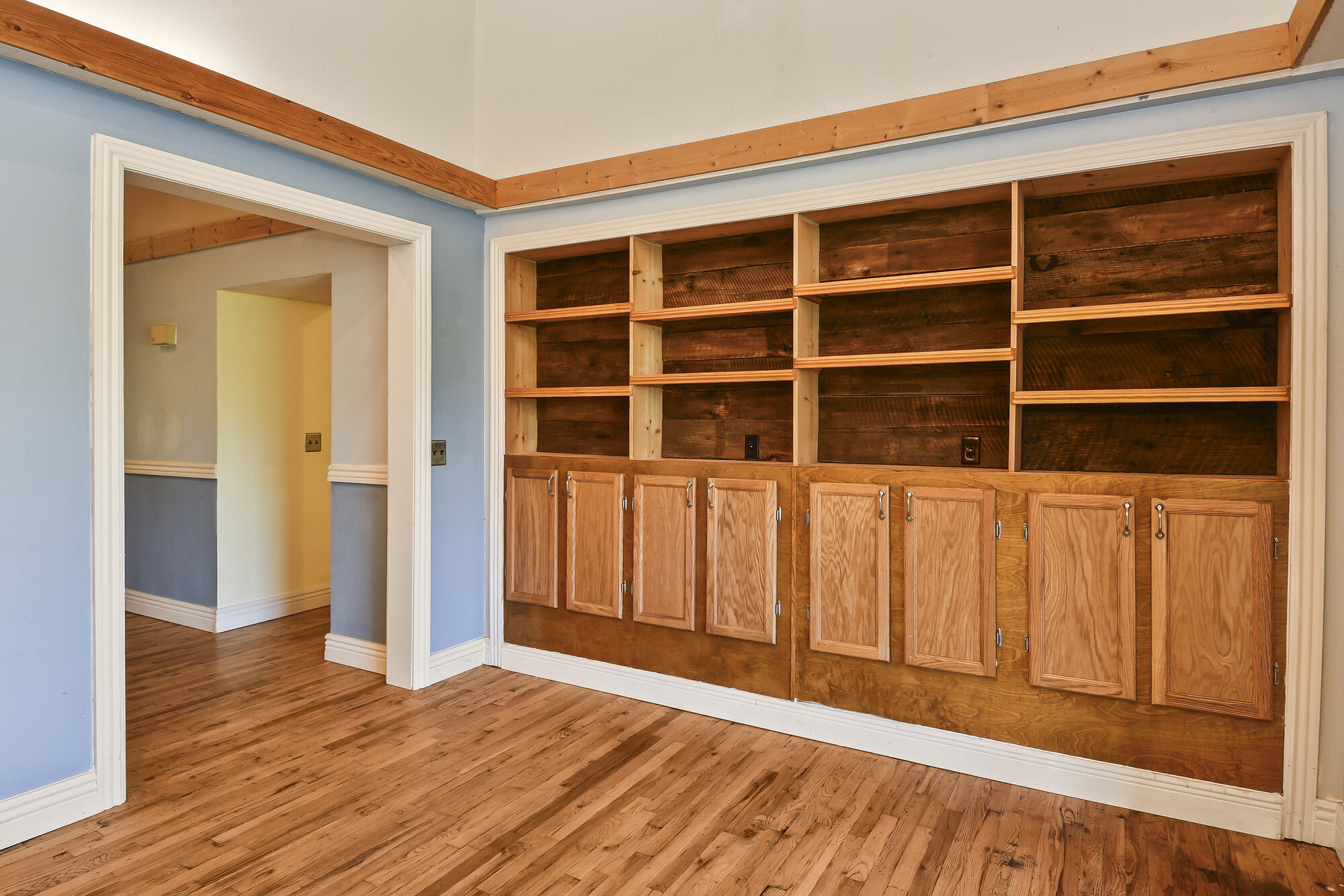 6421 Lawson Road Property Photo 14