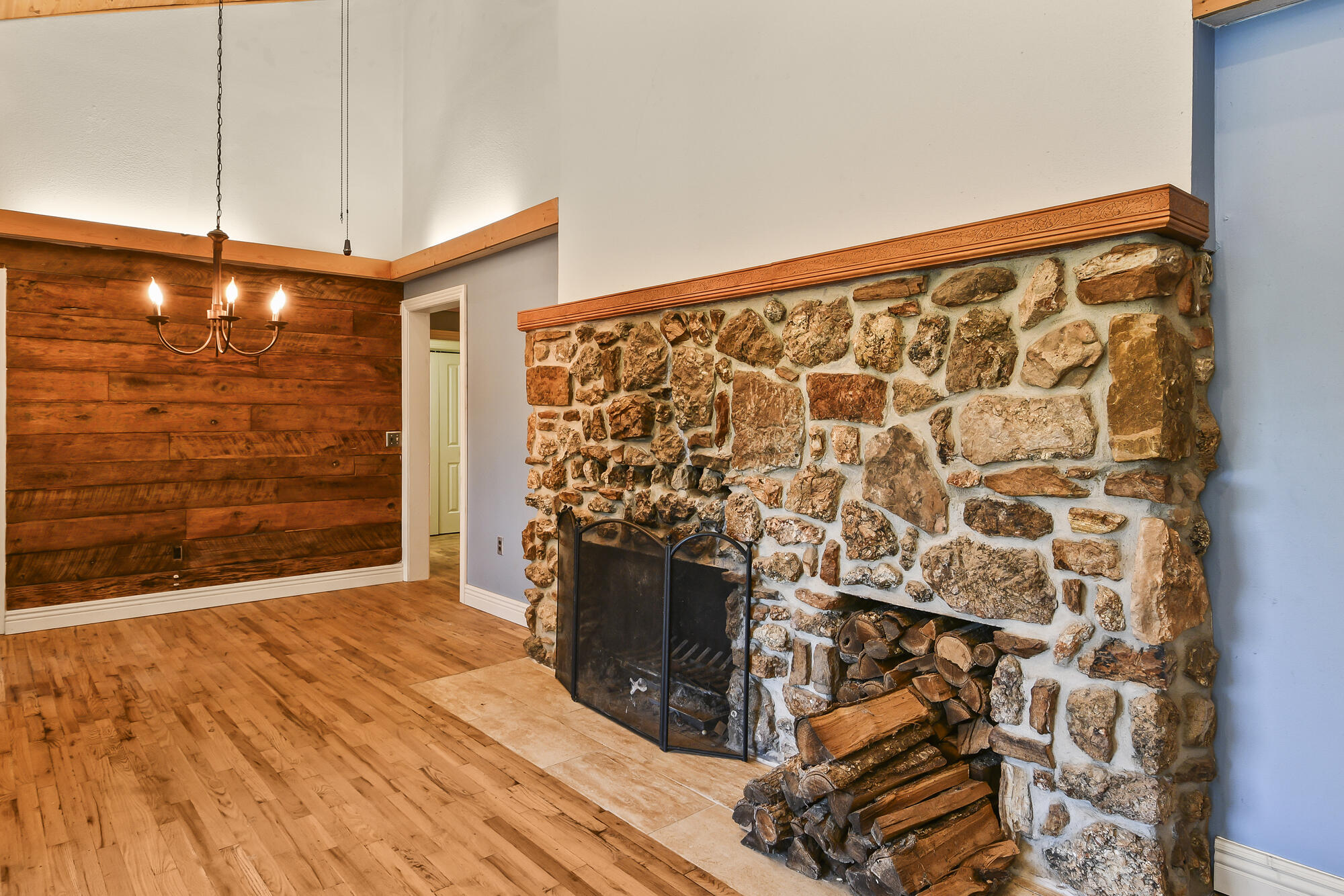 6421 Lawson Road Property Photo 15