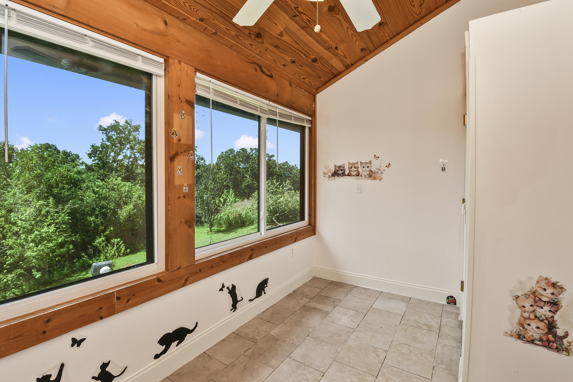6421 Lawson Road Property Photo 23