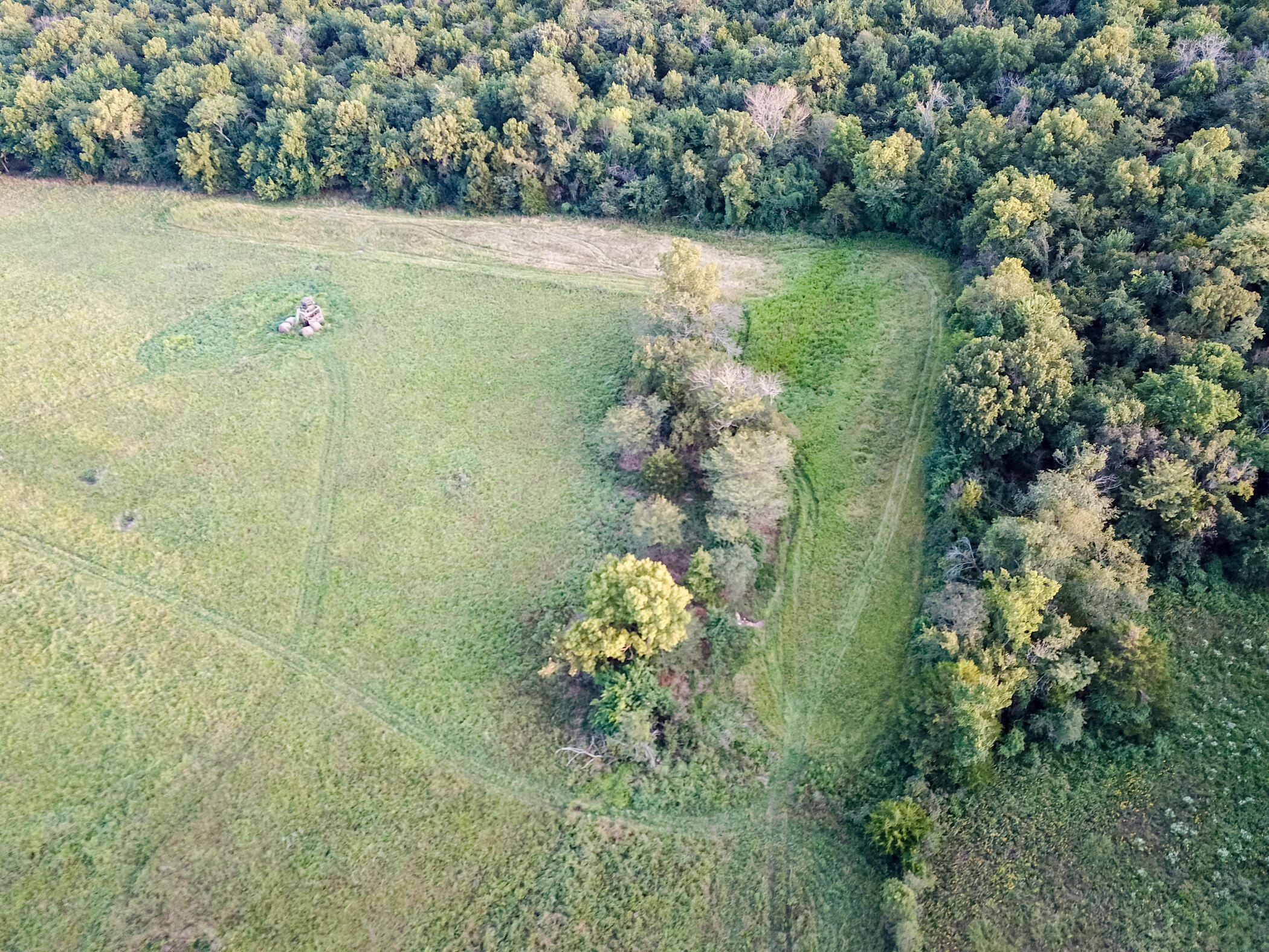 000 East 1570 Road Property Photo 8