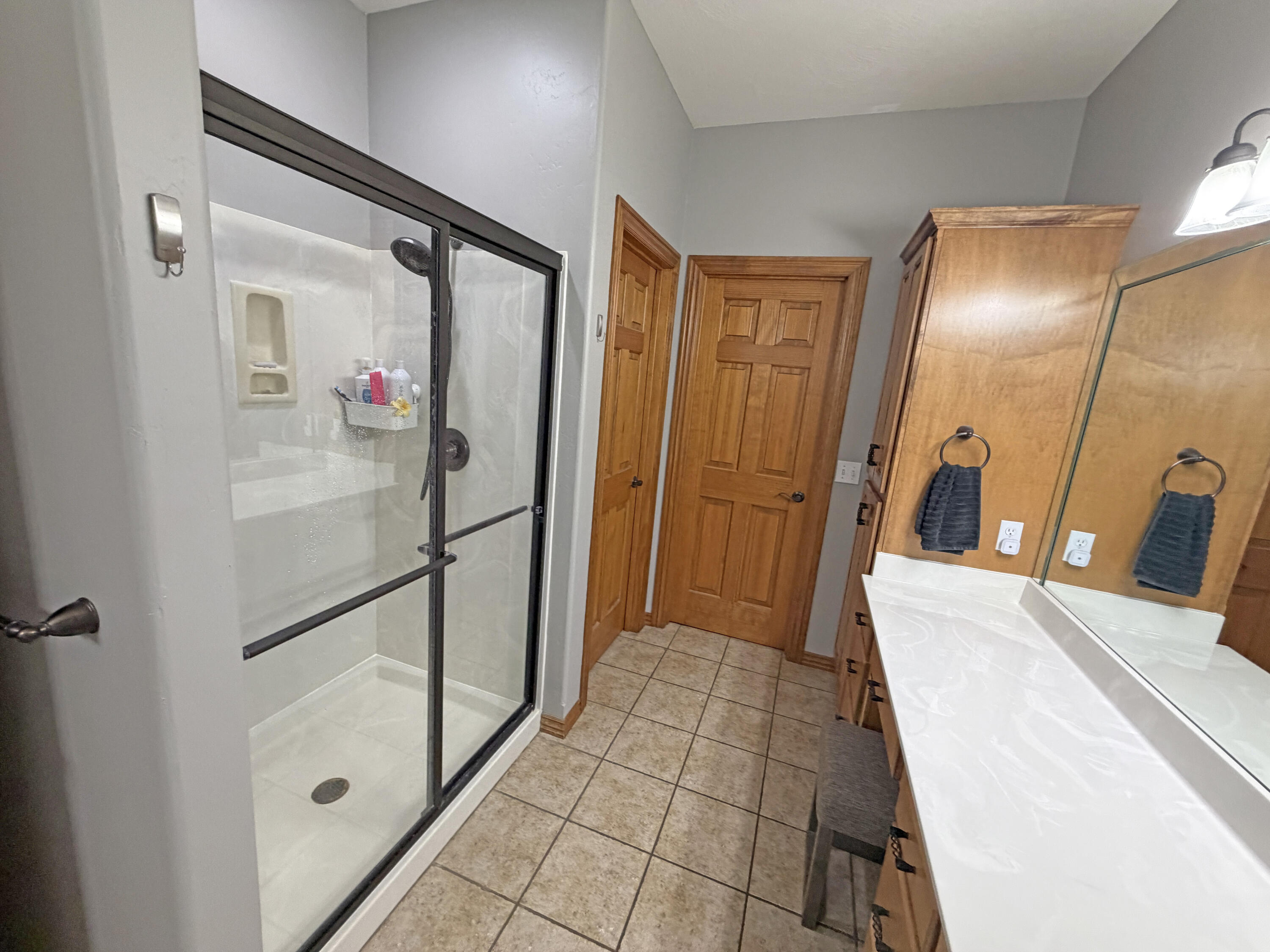 1063 East Maryland Court Property Photo 18