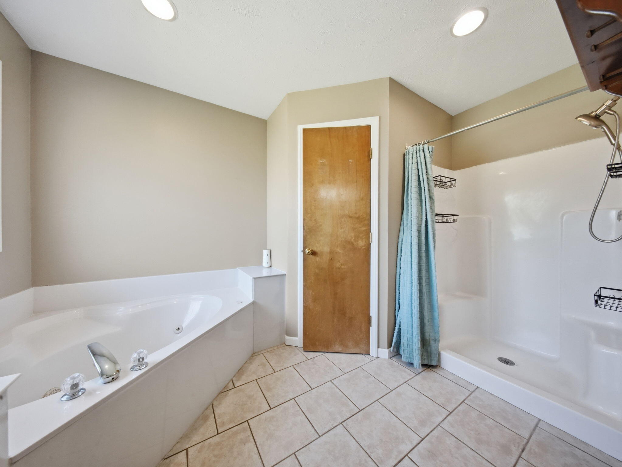 605 West Chandler Drive Property Photo 26