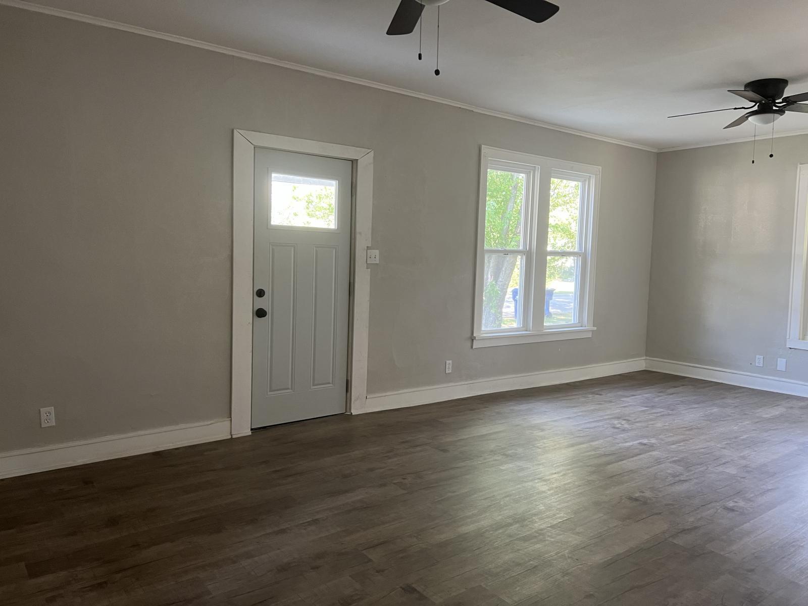 29 South Ball Street Property Photo 3