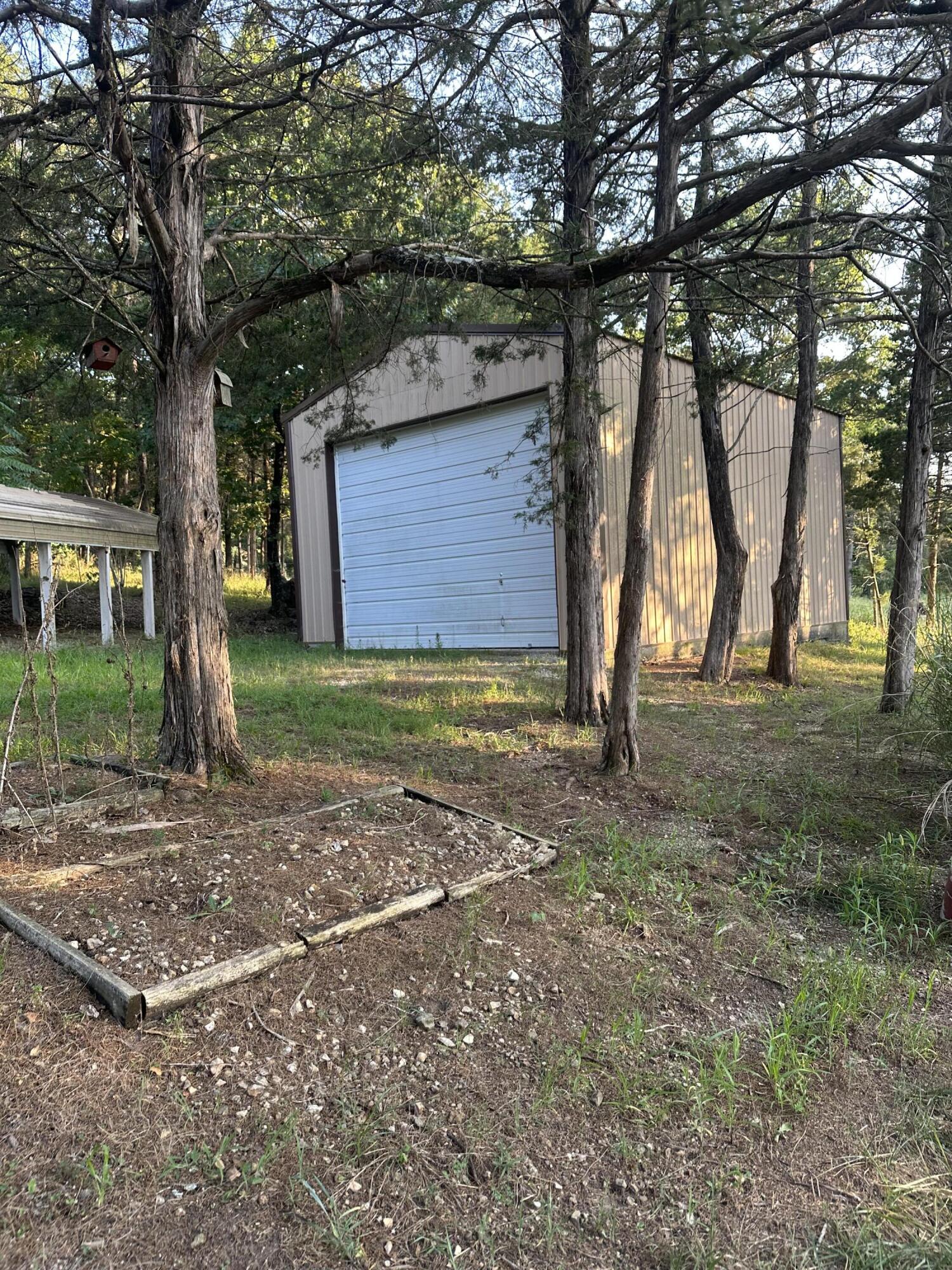 22706 Goshay Drive Property Photo 16