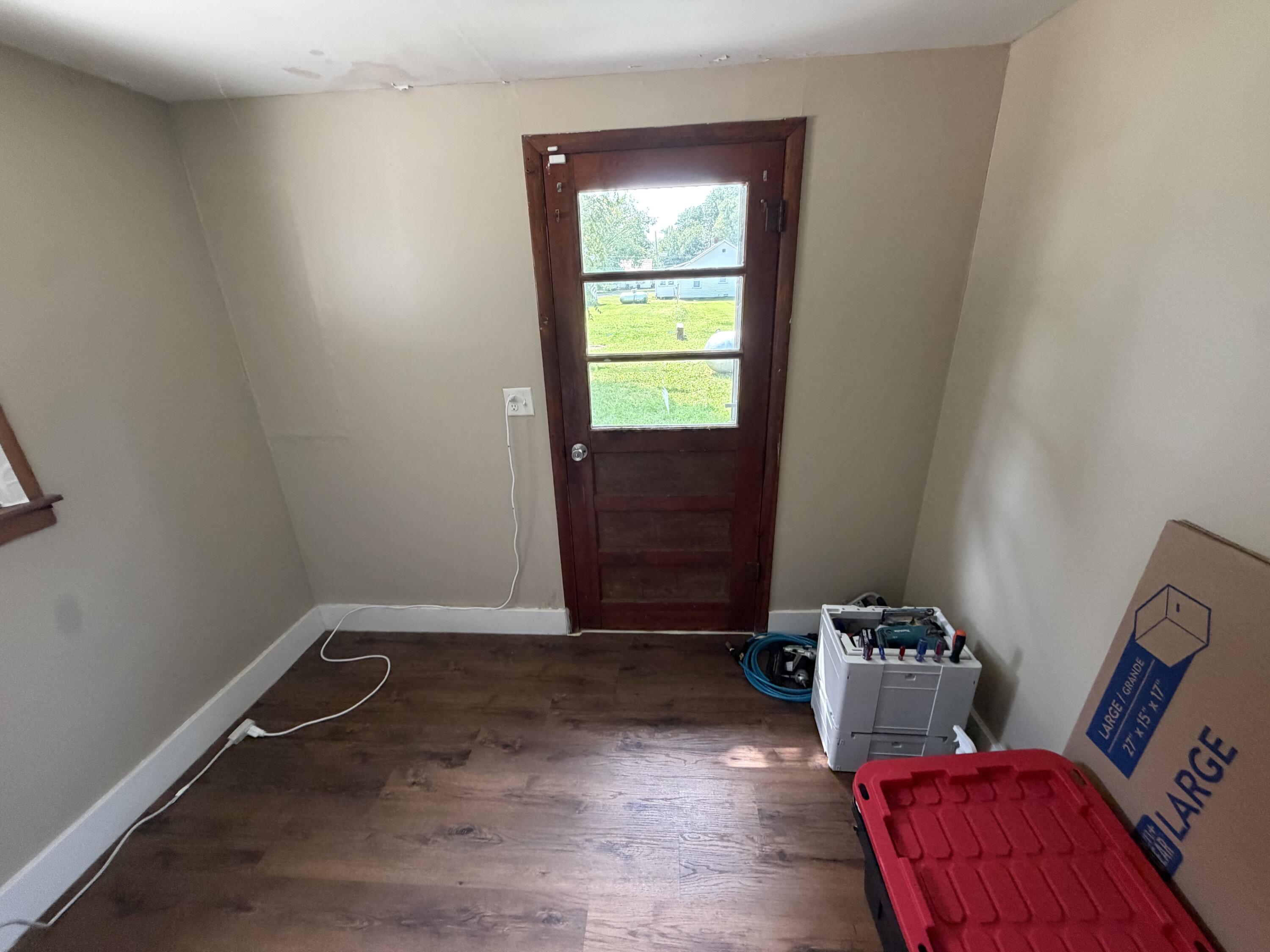 513 South Elm Street Property Photo 12