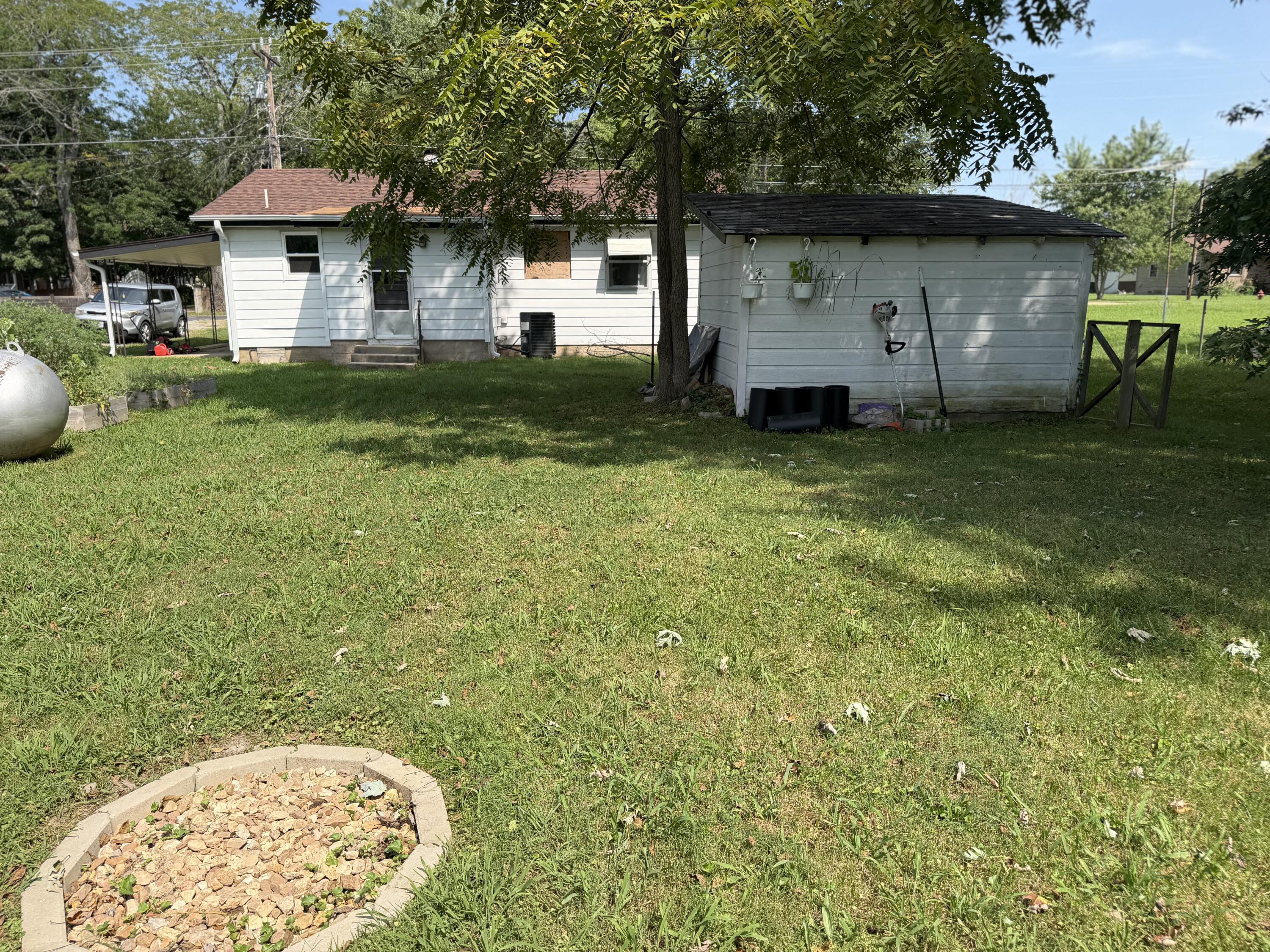 513 South Elm Street Property Photo 15