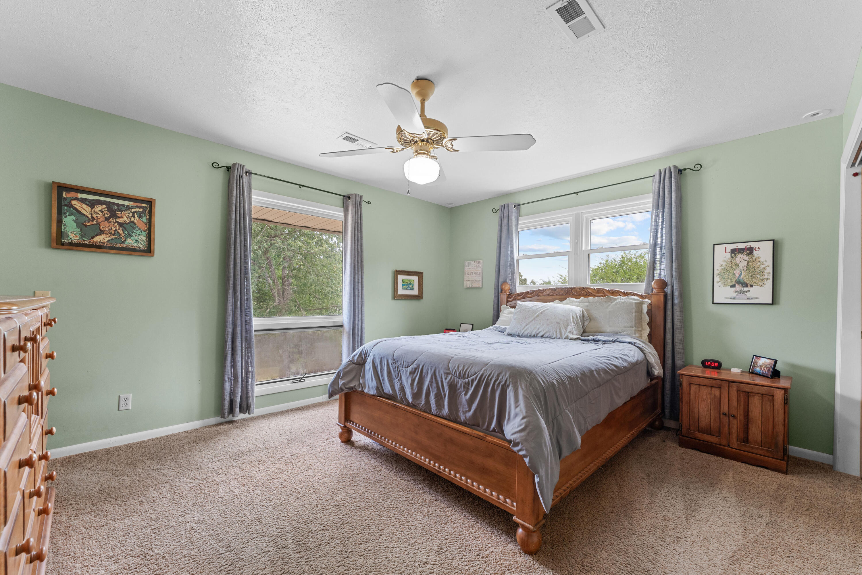 421 Santa Fe Drive Property Photo 19