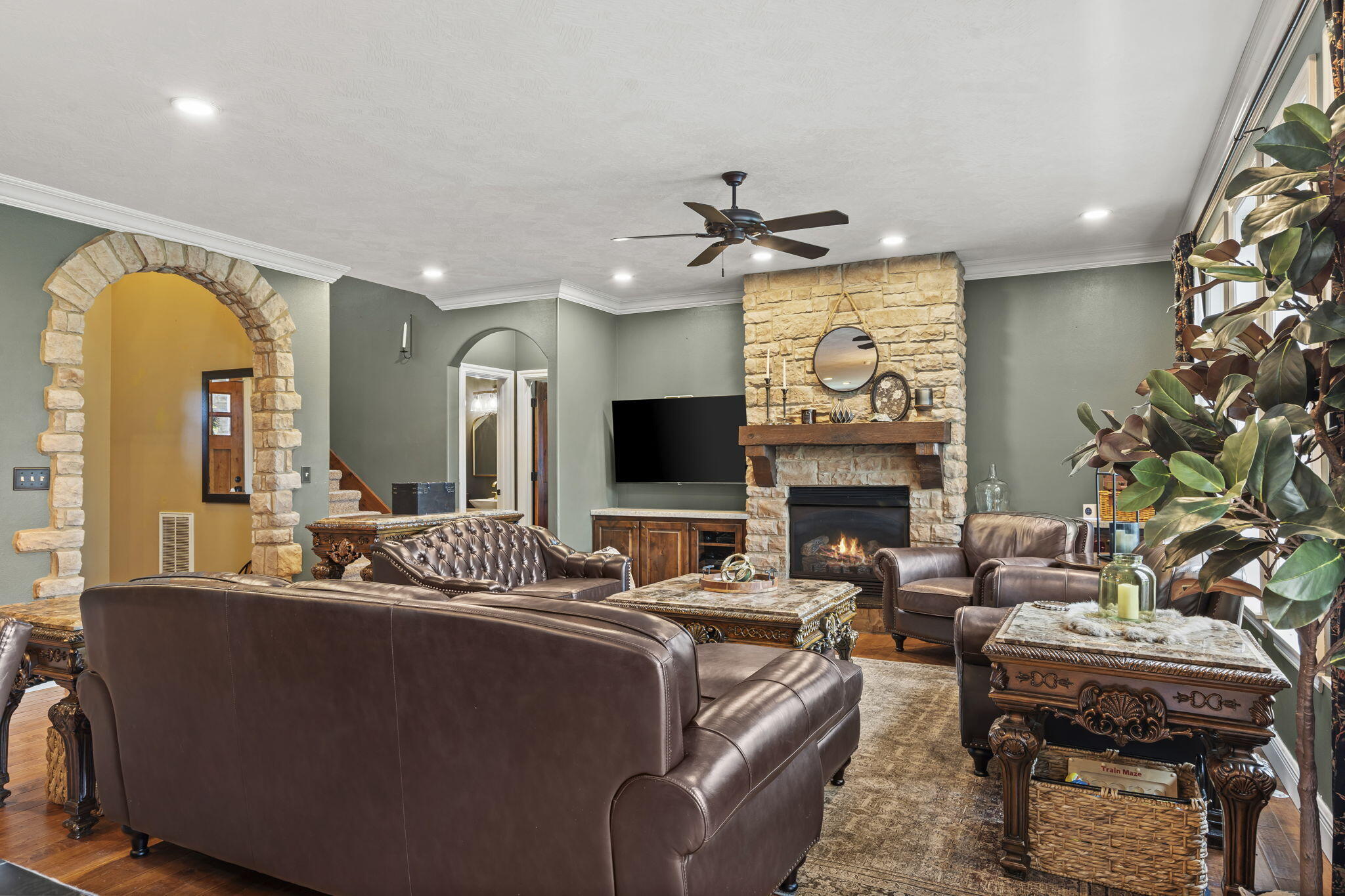 918 Grayhawk Loop Property Photo 8
