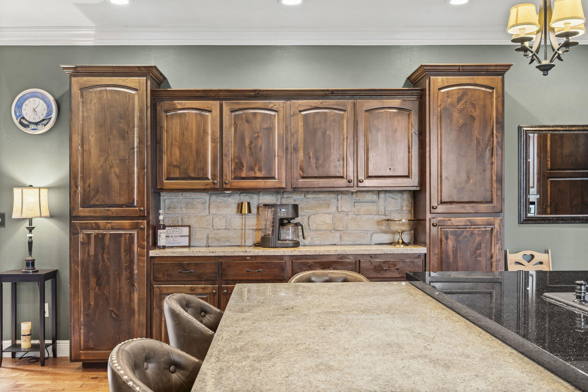 918 Grayhawk Loop Property Photo 18