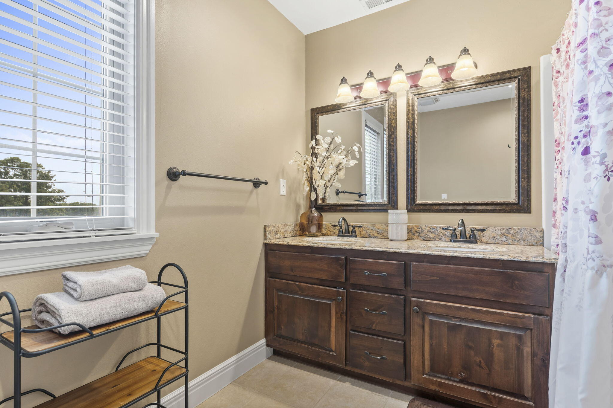 918 Grayhawk Loop Property Photo 33