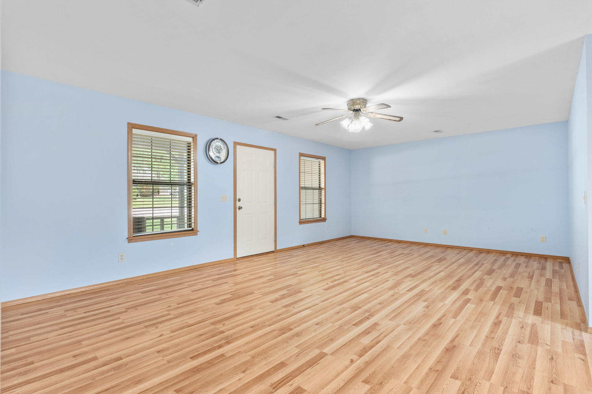 1106 April Drive Property Photo 5