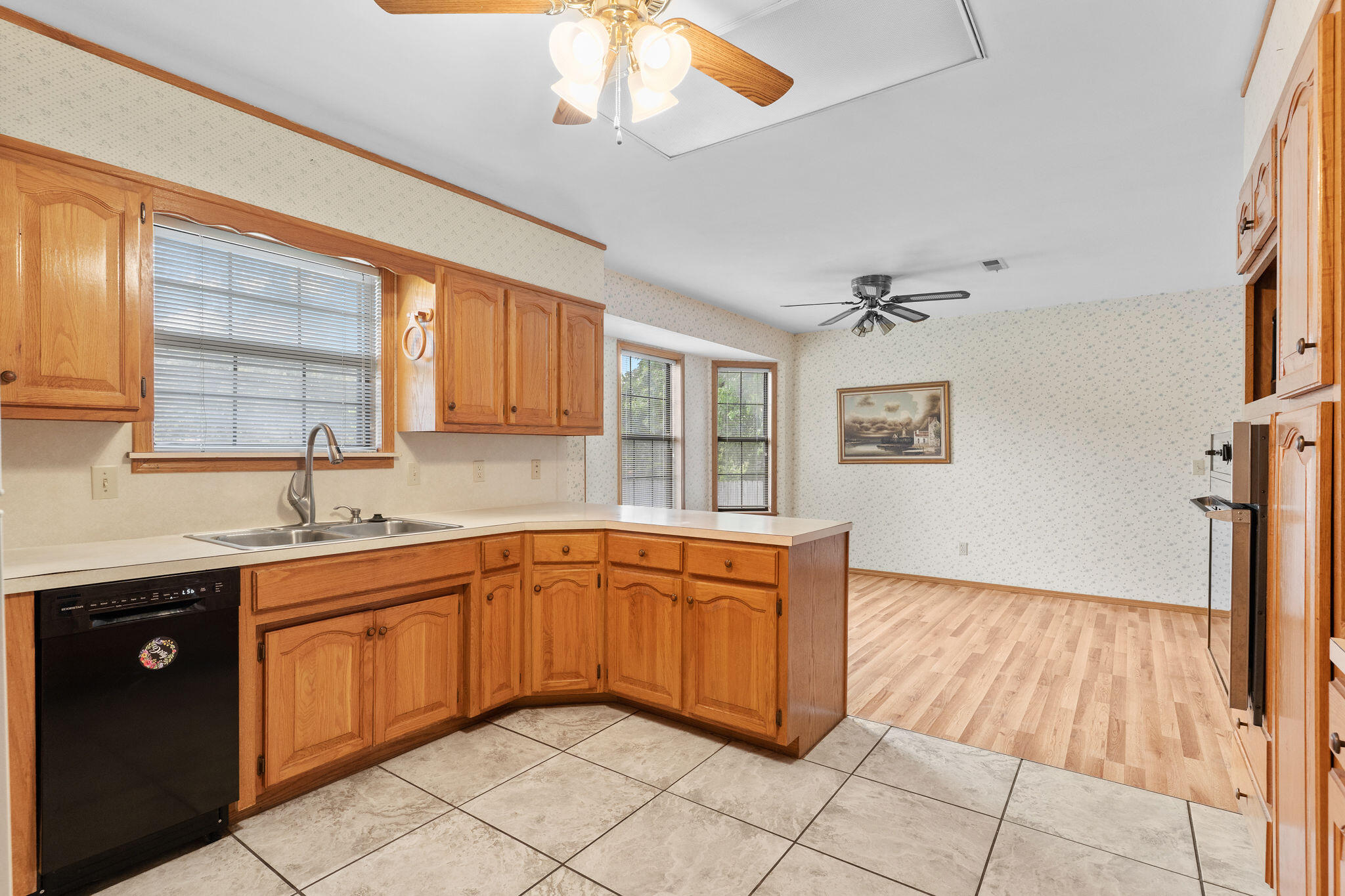 1106 April Drive Property Photo 12