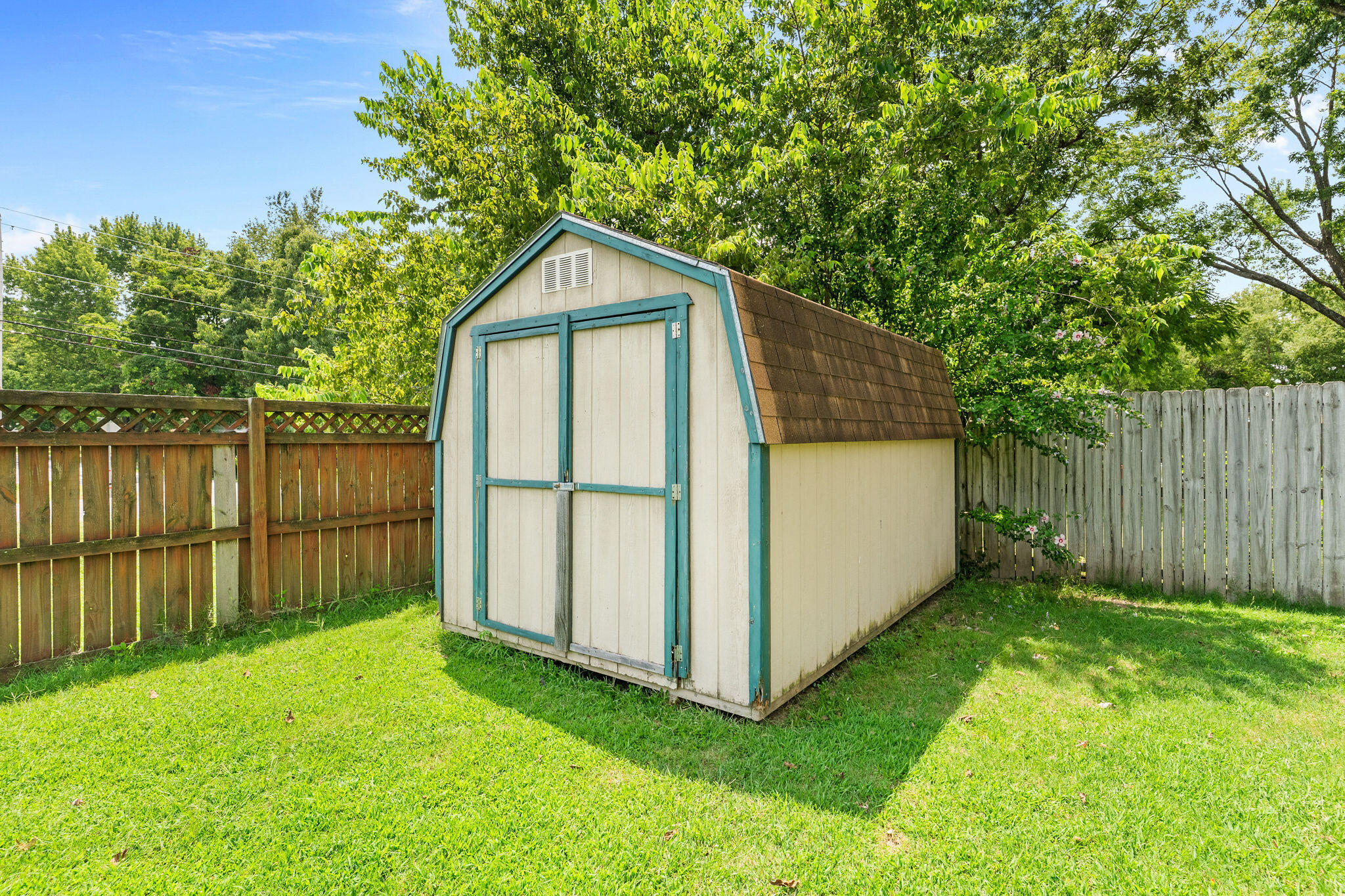 1106 April Drive Property Photo 23