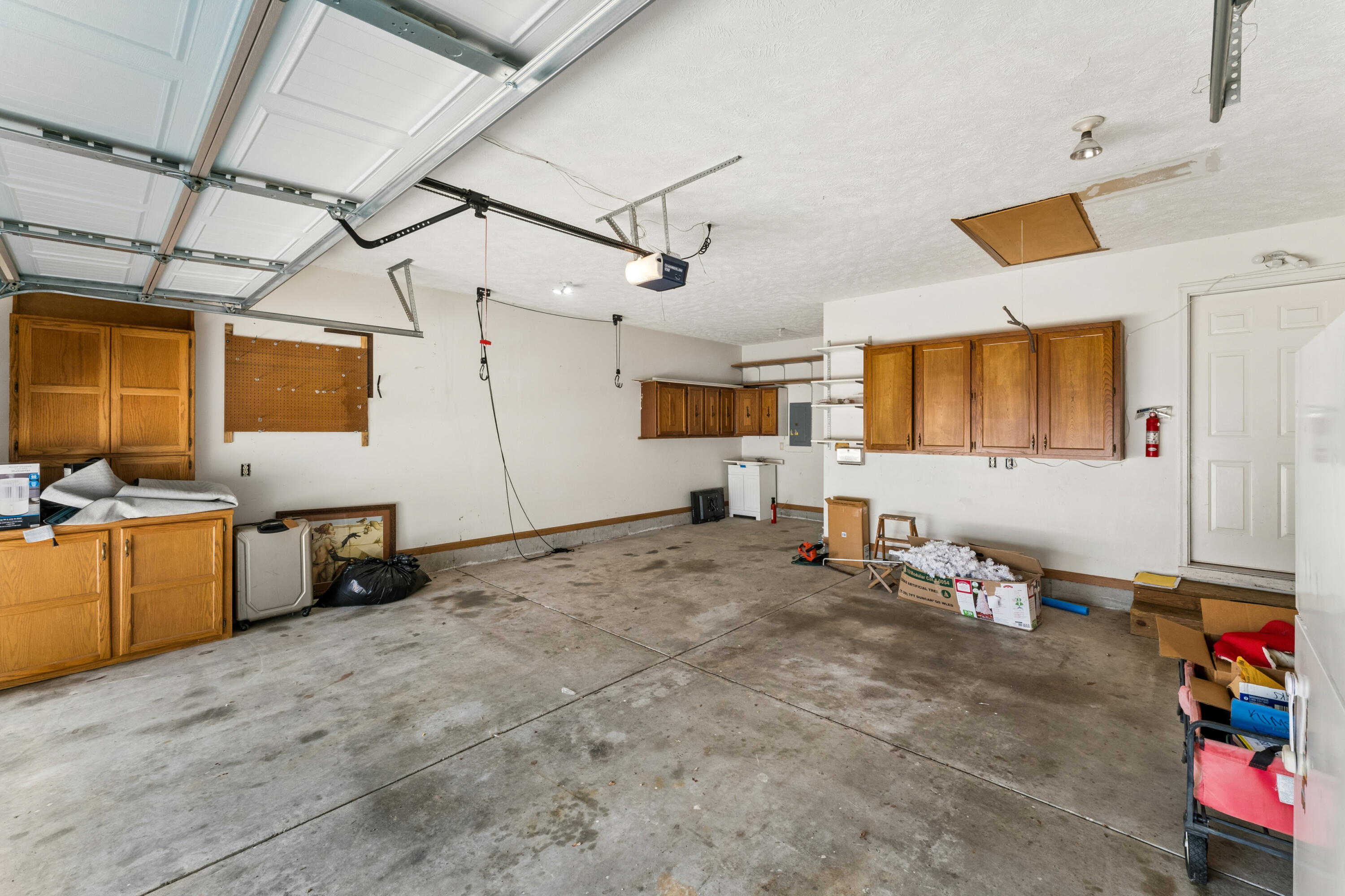 611 South Countryside Avenue Property Photo 19