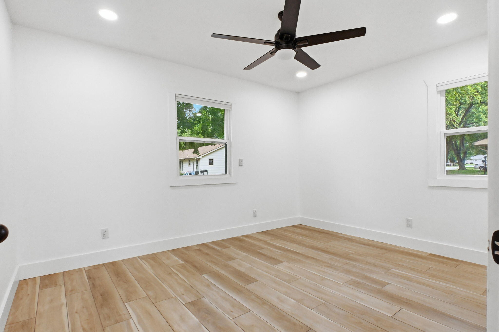 2017 West Northwood Street Property Photo 5