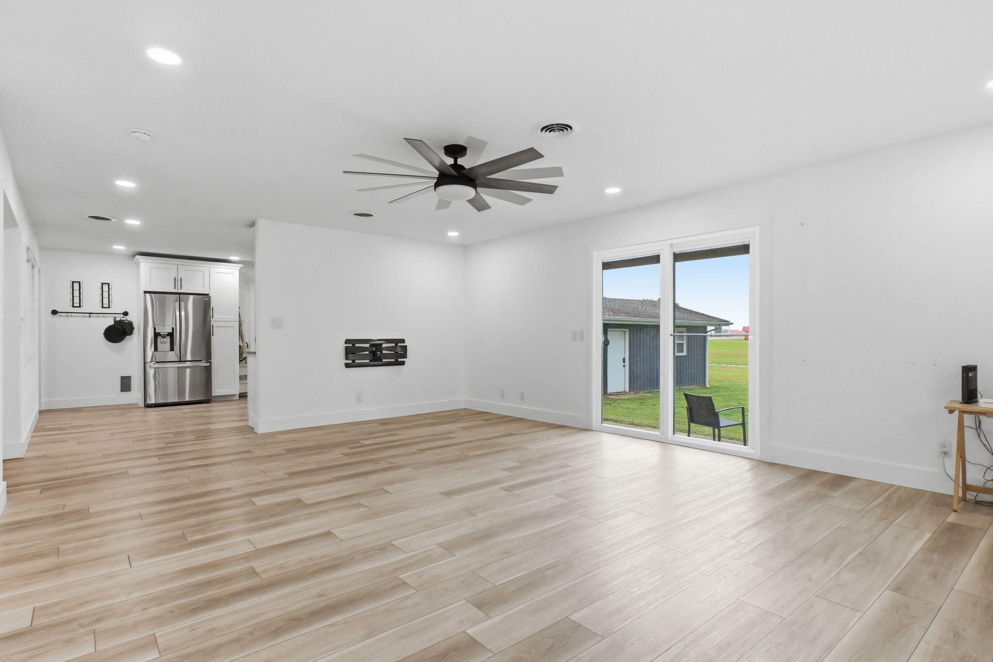 2017 West Northwood Street Property Photo 9
