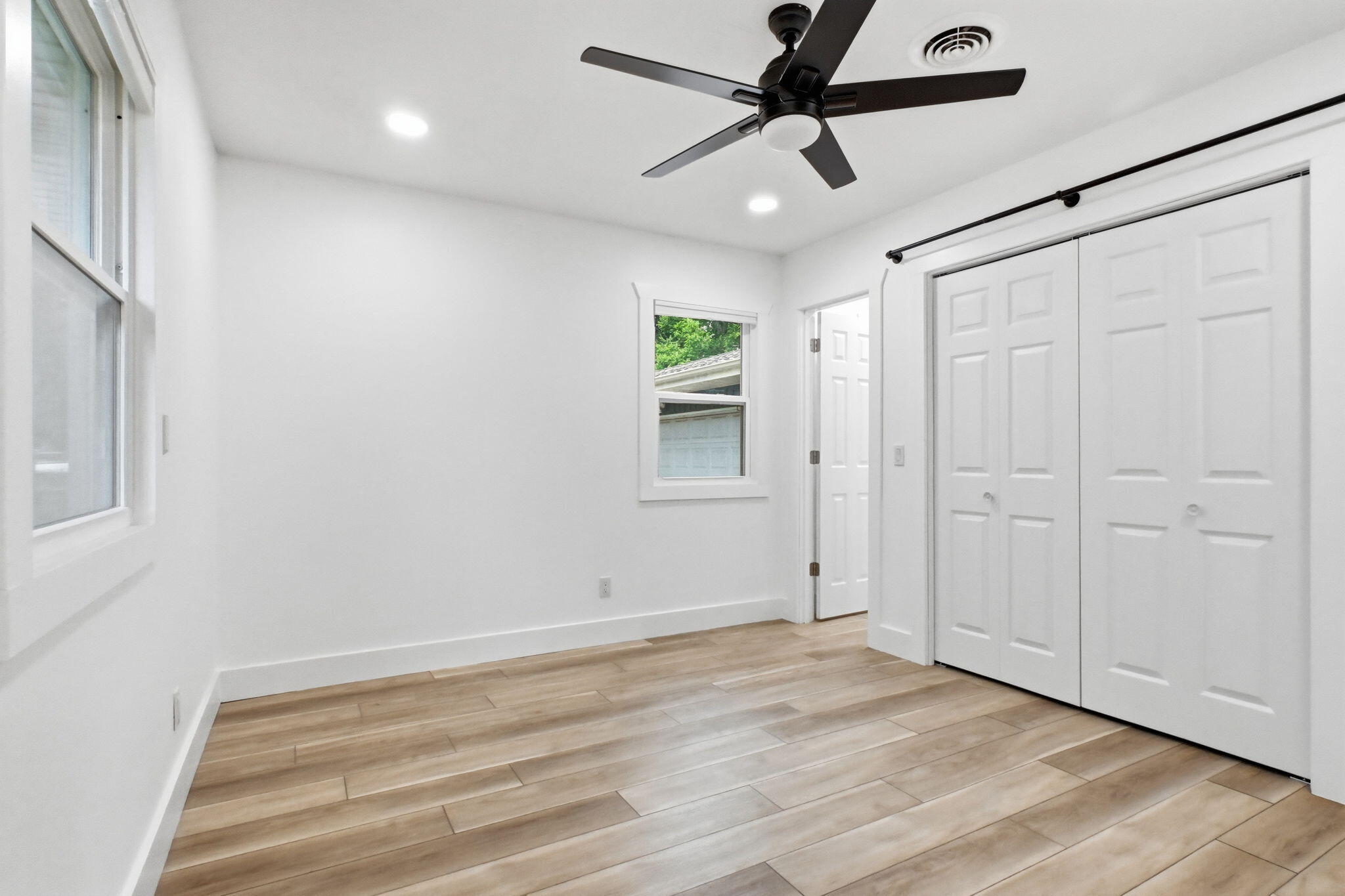 2017 West Northwood Street Property Photo 17