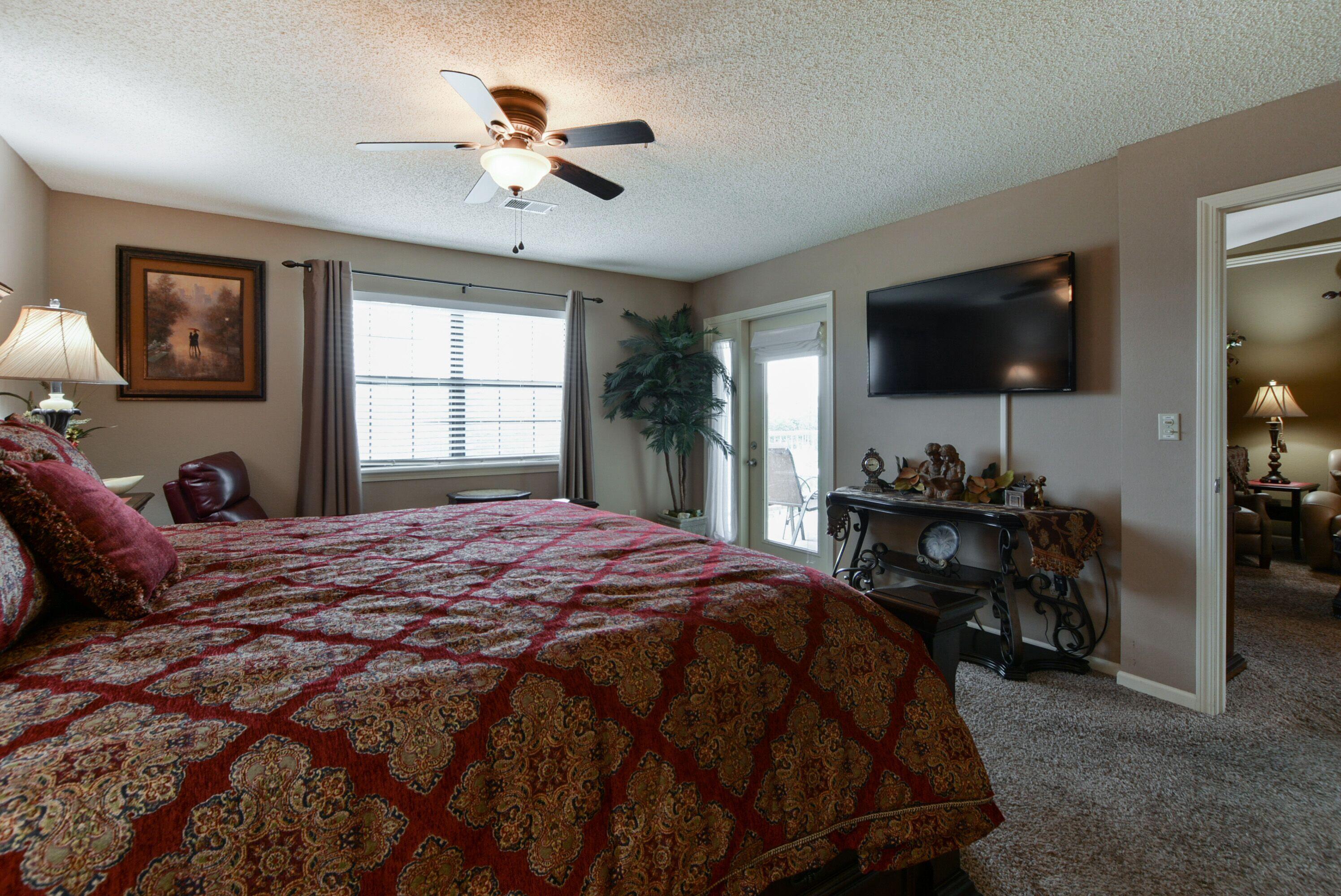 350 Wildwood Drive South 24 Property Photo 23