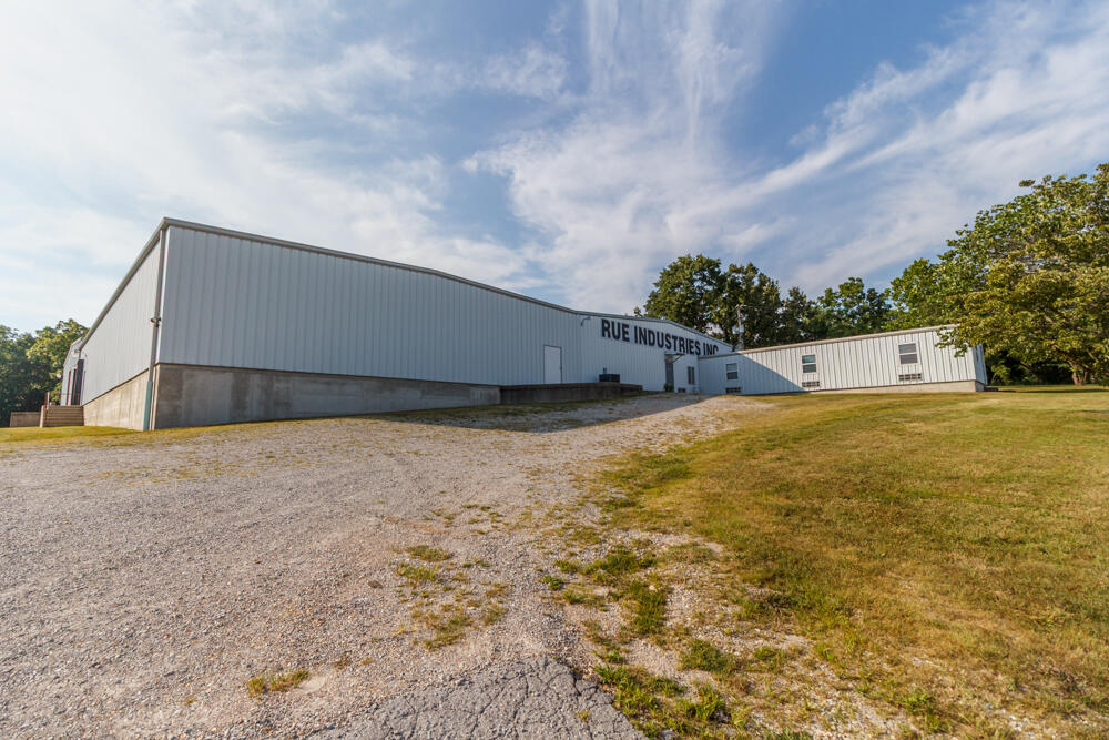 20725 Highway W Property Photo 4