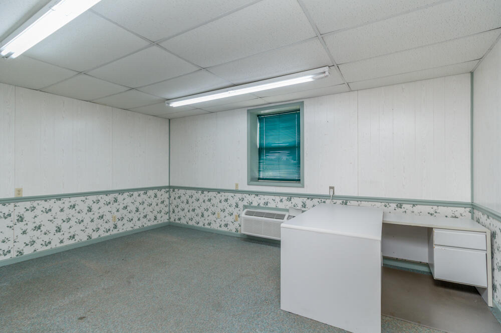 20725 Highway W Property Photo 28
