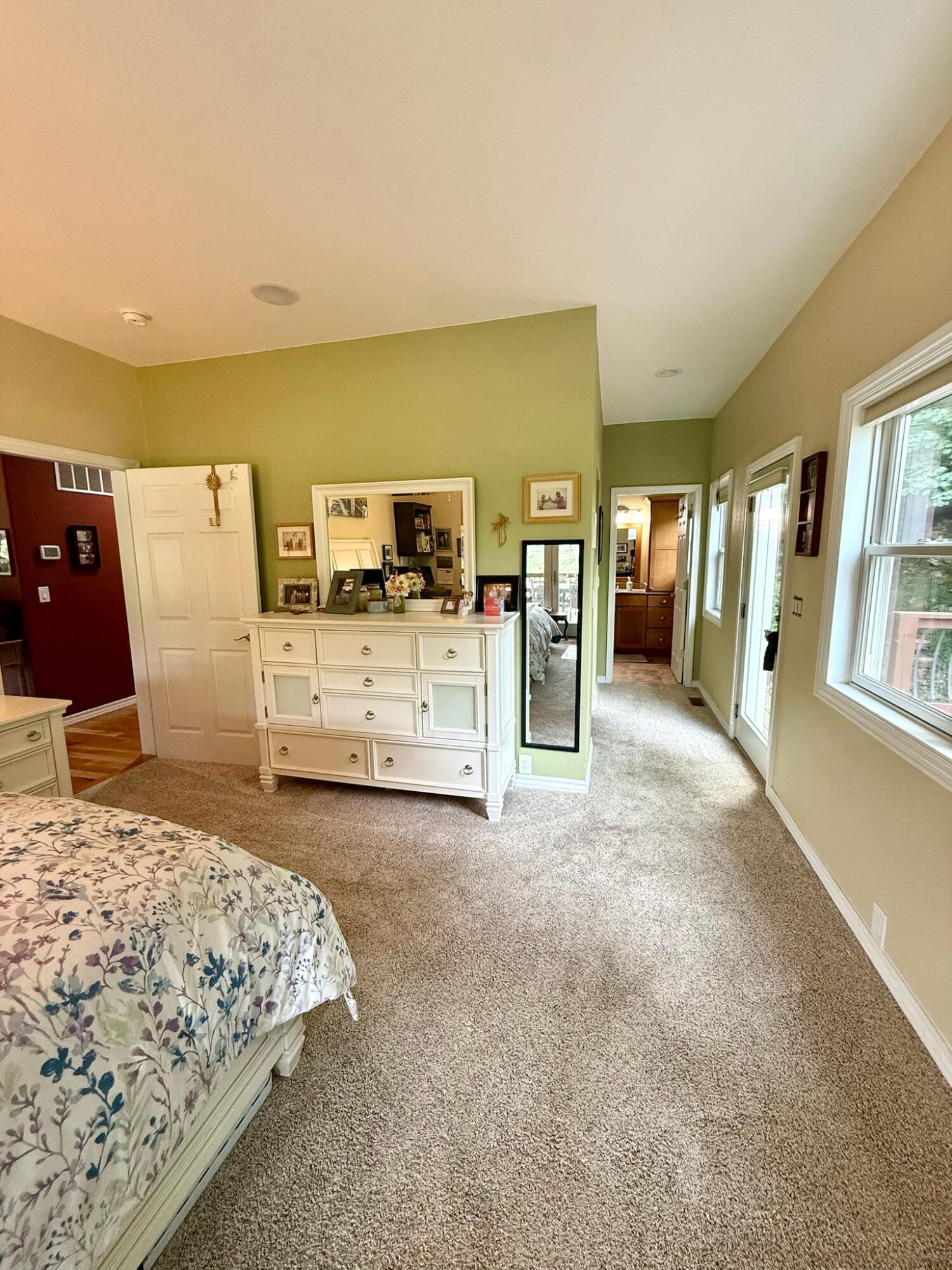 64 Bronc Drive Property Photo 14
