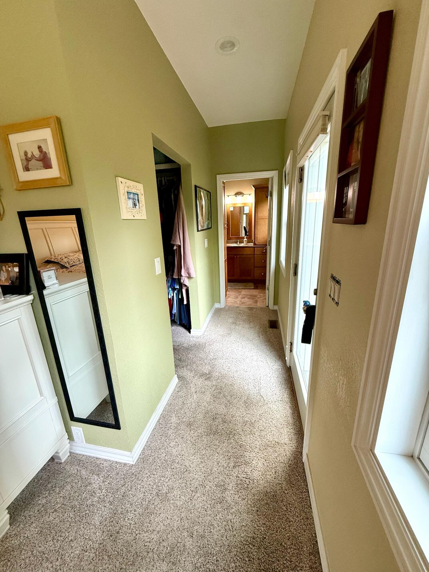 64 Bronc Drive Property Photo 15