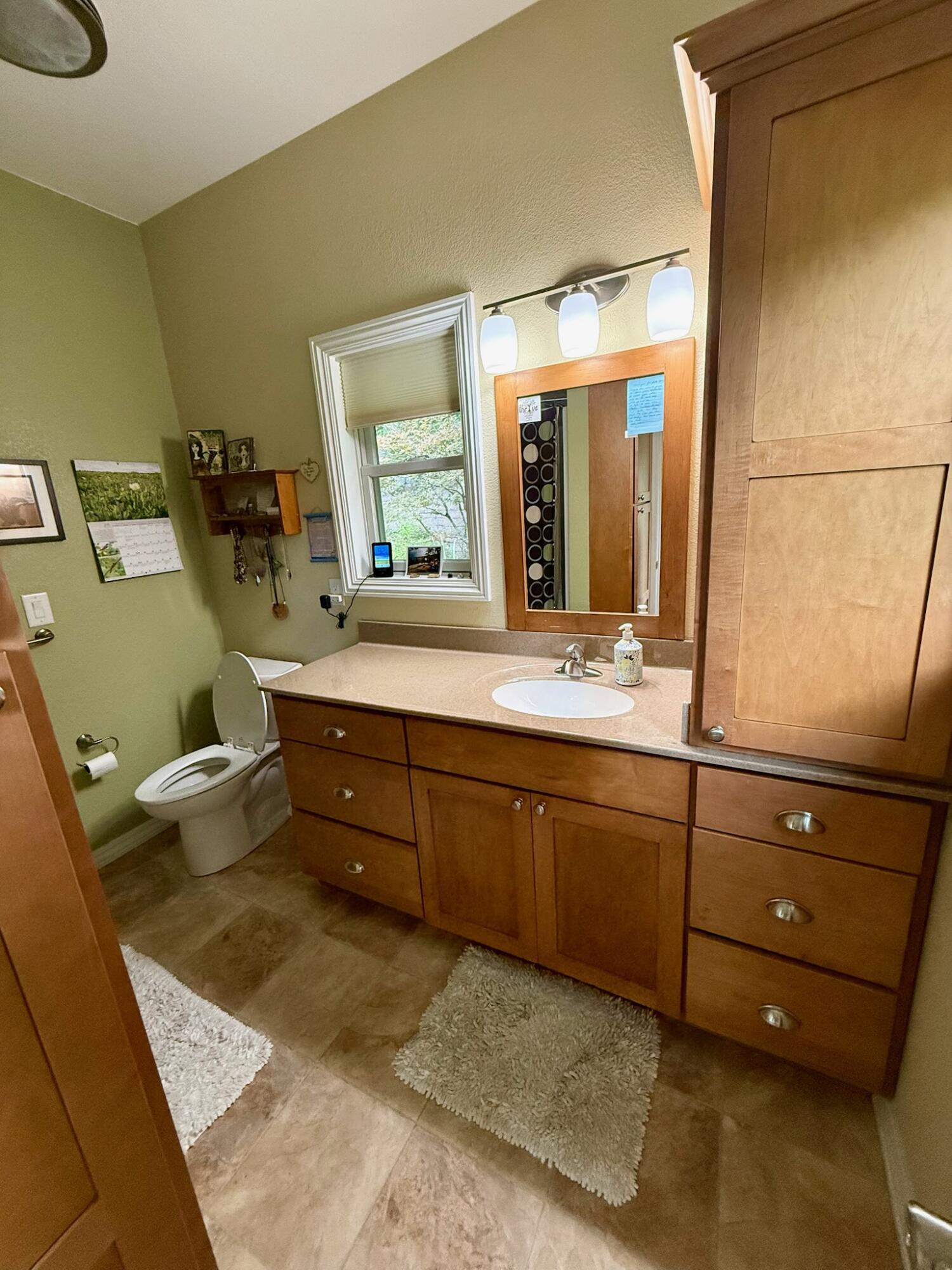 64 Bronc Drive Property Photo 16