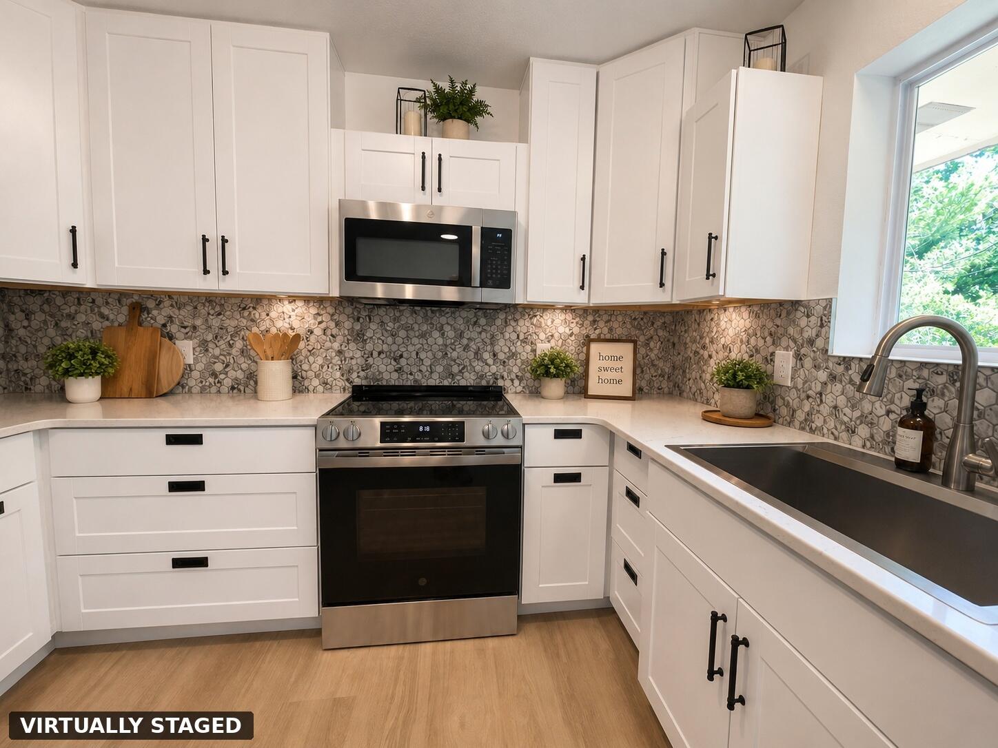 292 Rea Street Property Photo 5