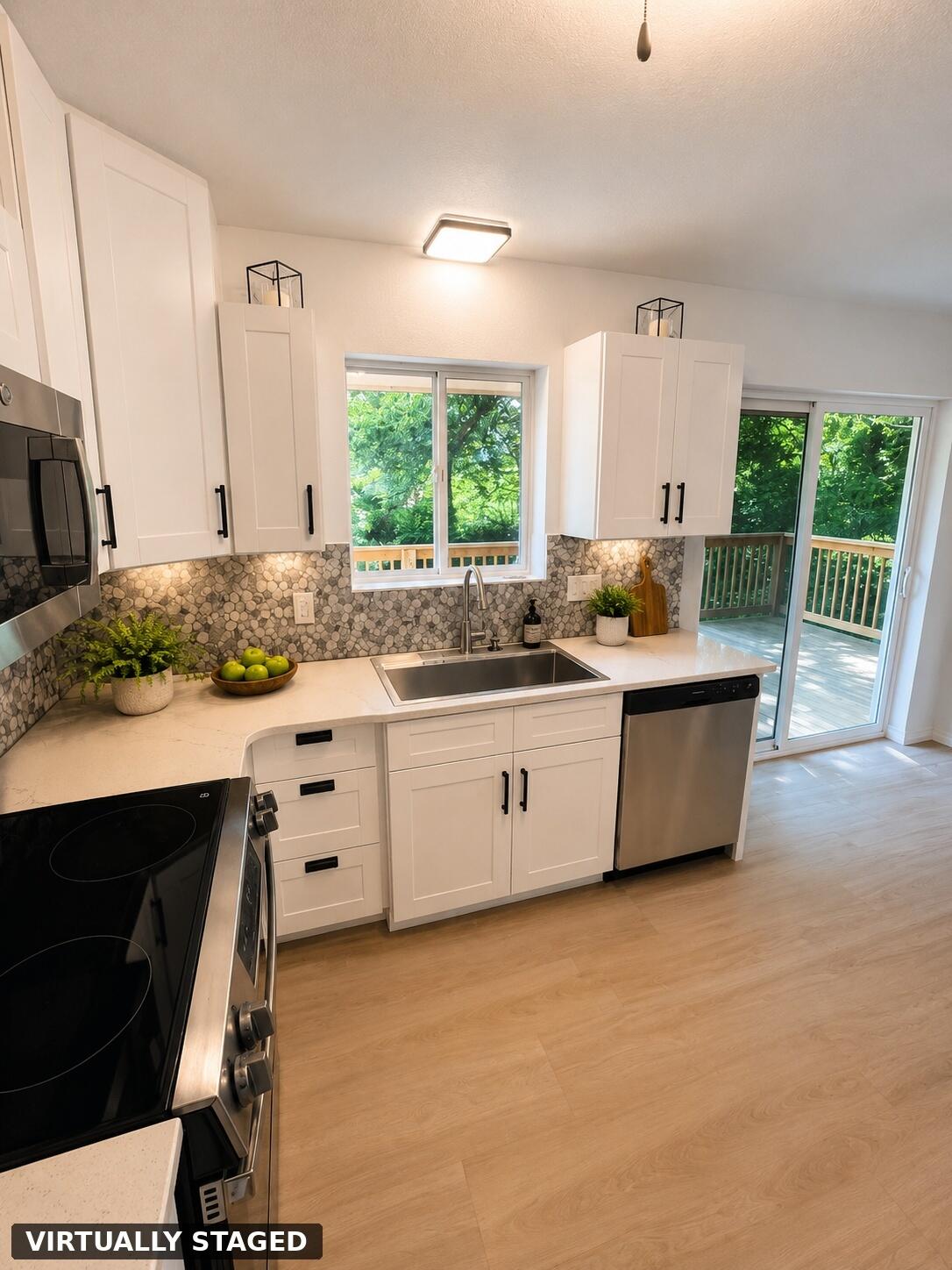 292 Rea Street Property Photo 6