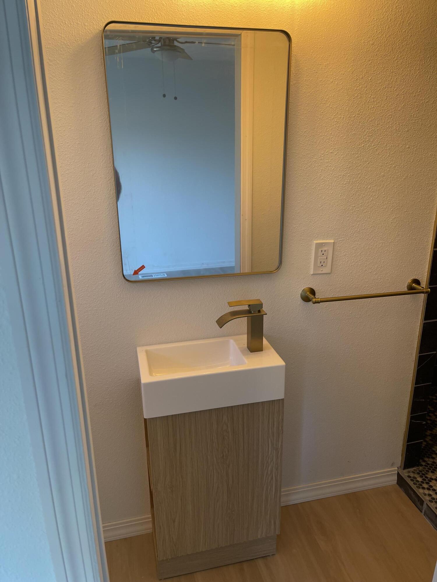 292 Rea Street Property Photo 43