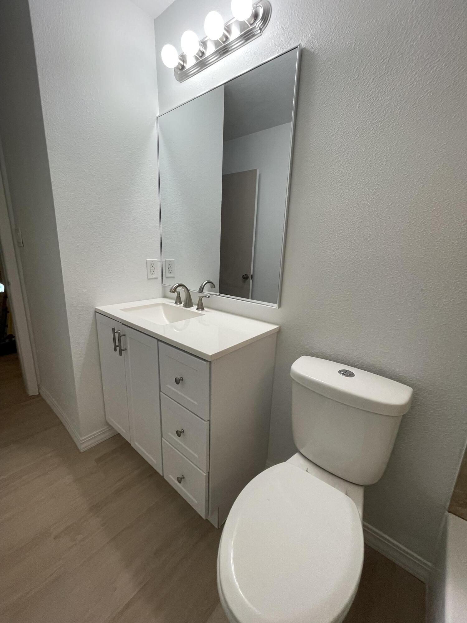 292 Rea Street Property Photo 58