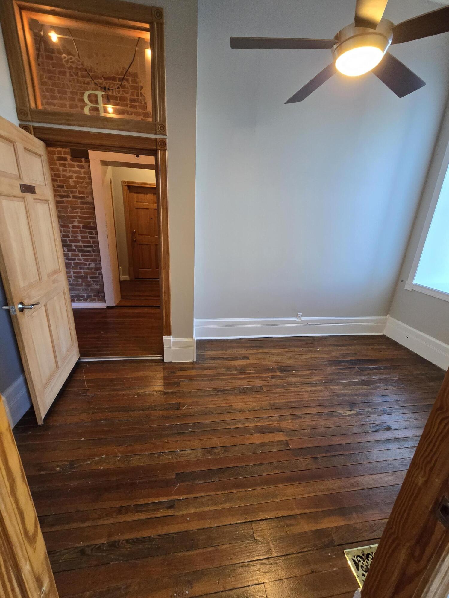 201 South Main Avenue Property Photo 10