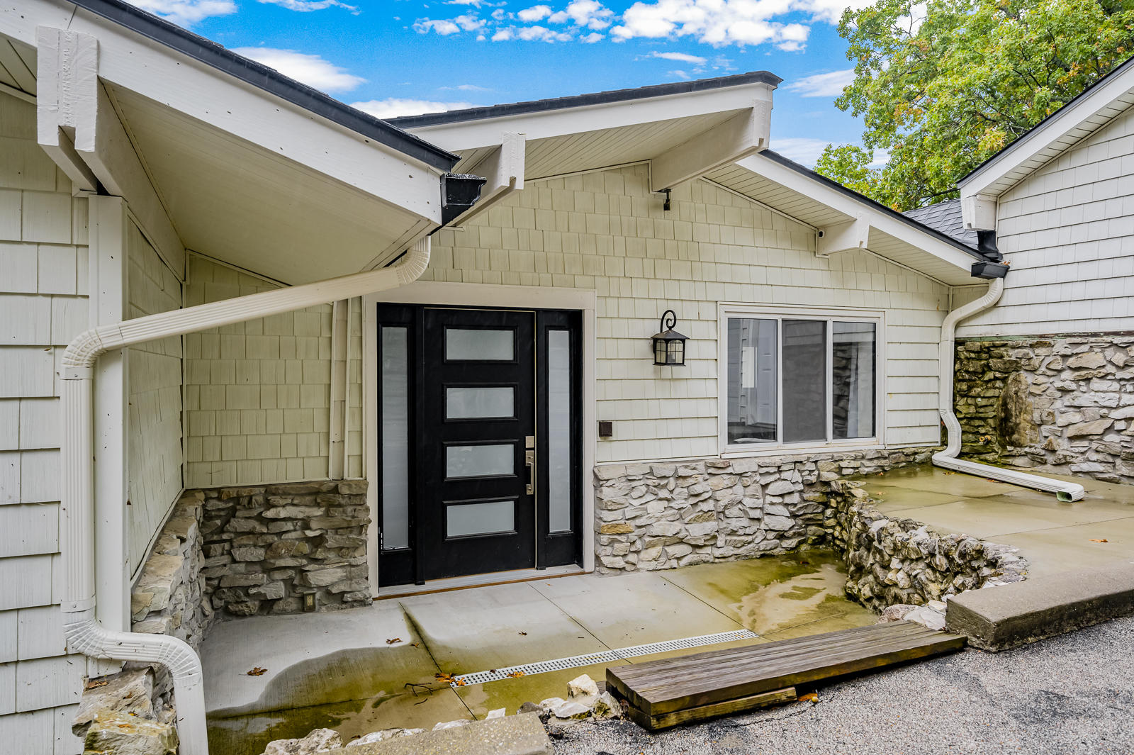 26 Greenview Drive Property Photo 6