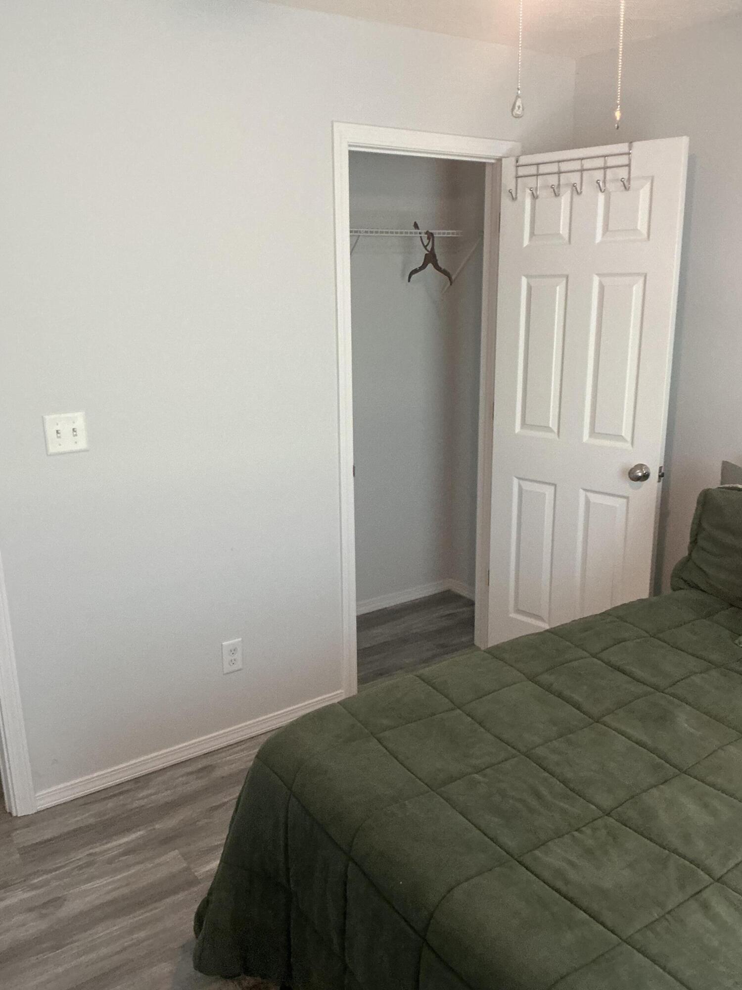 514 West Mccurry Street Property Photo 14
