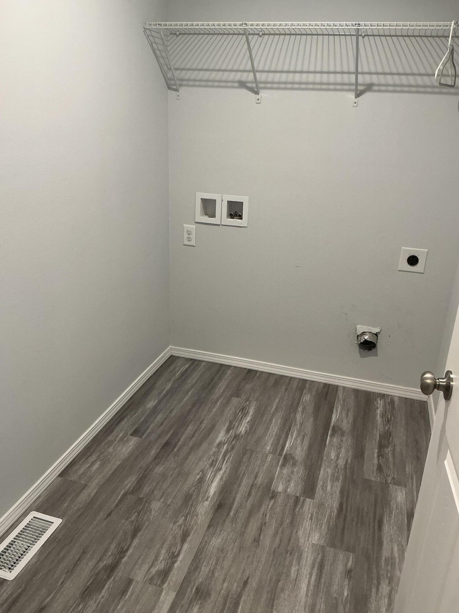 514 West Mccurry Street Property Photo 17