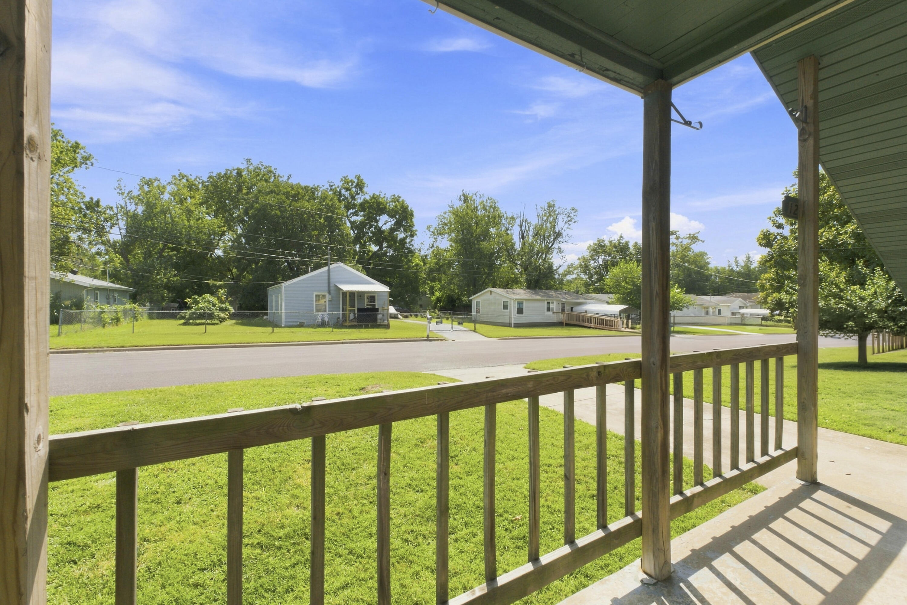 1211 North Warren Avenue Property Photo 7