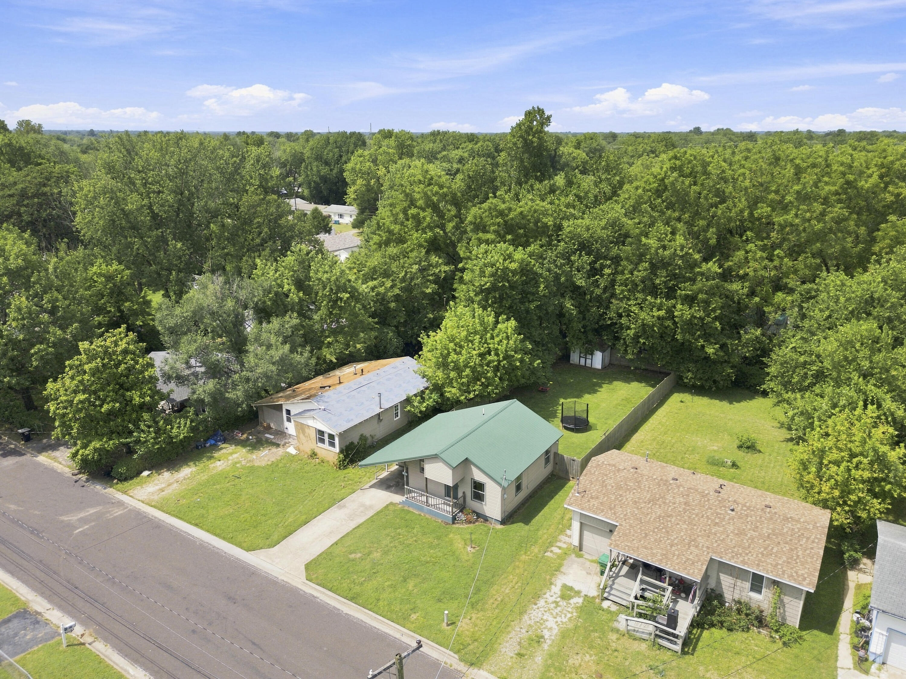 1211 North Warren Avenue Property Photo 33