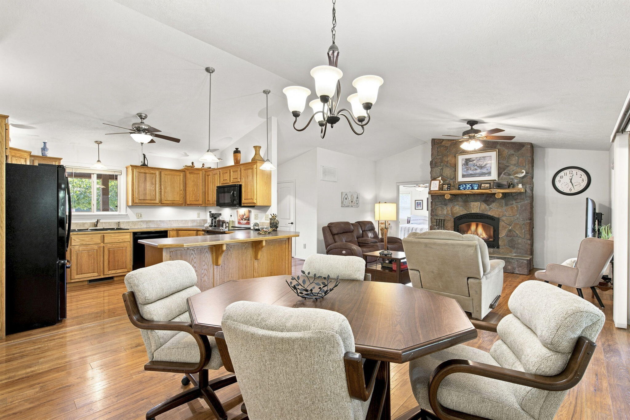 23714 Welch Point Circle Property Photo 11