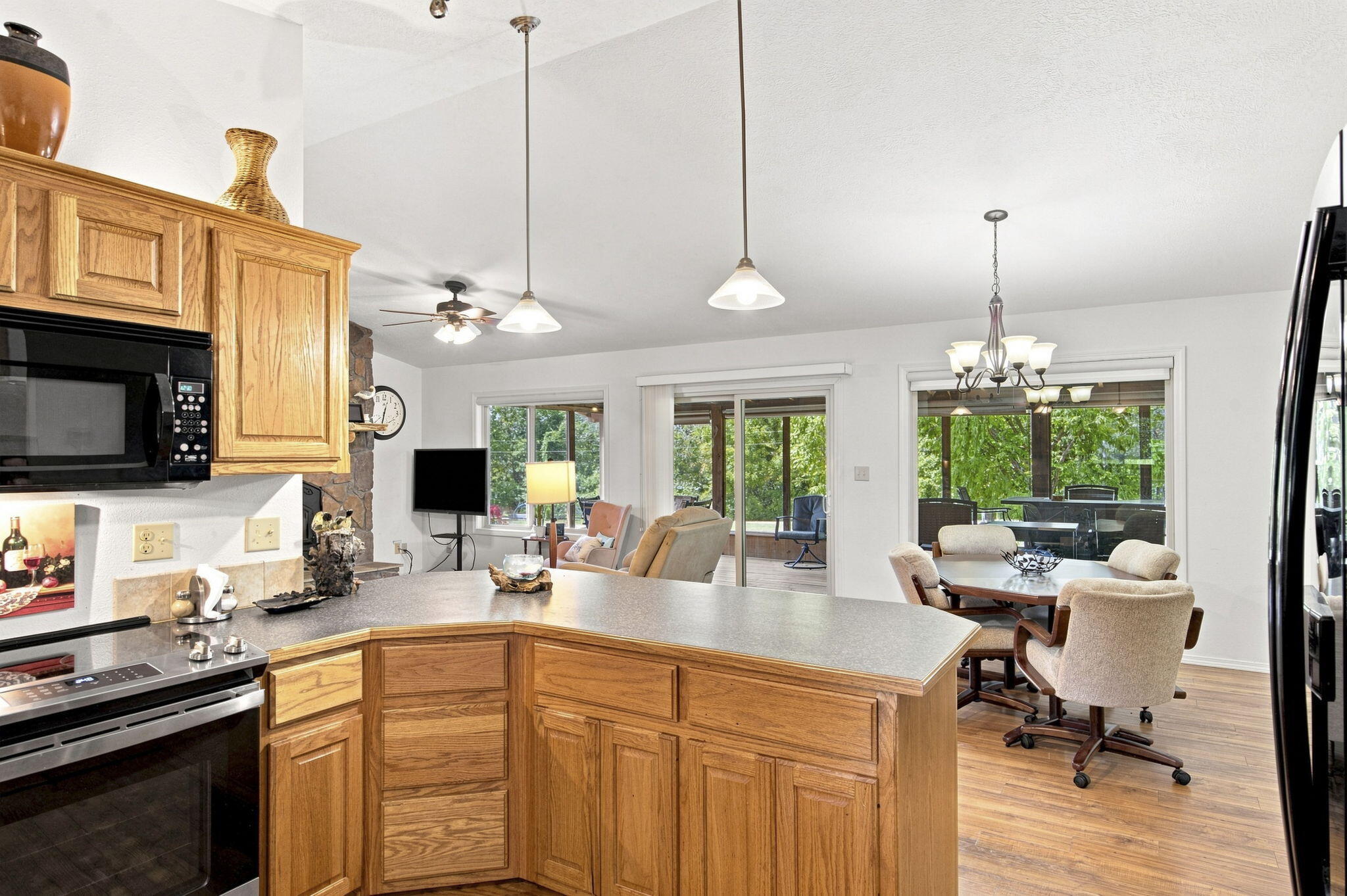 23714 Welch Point Circle Property Photo 12