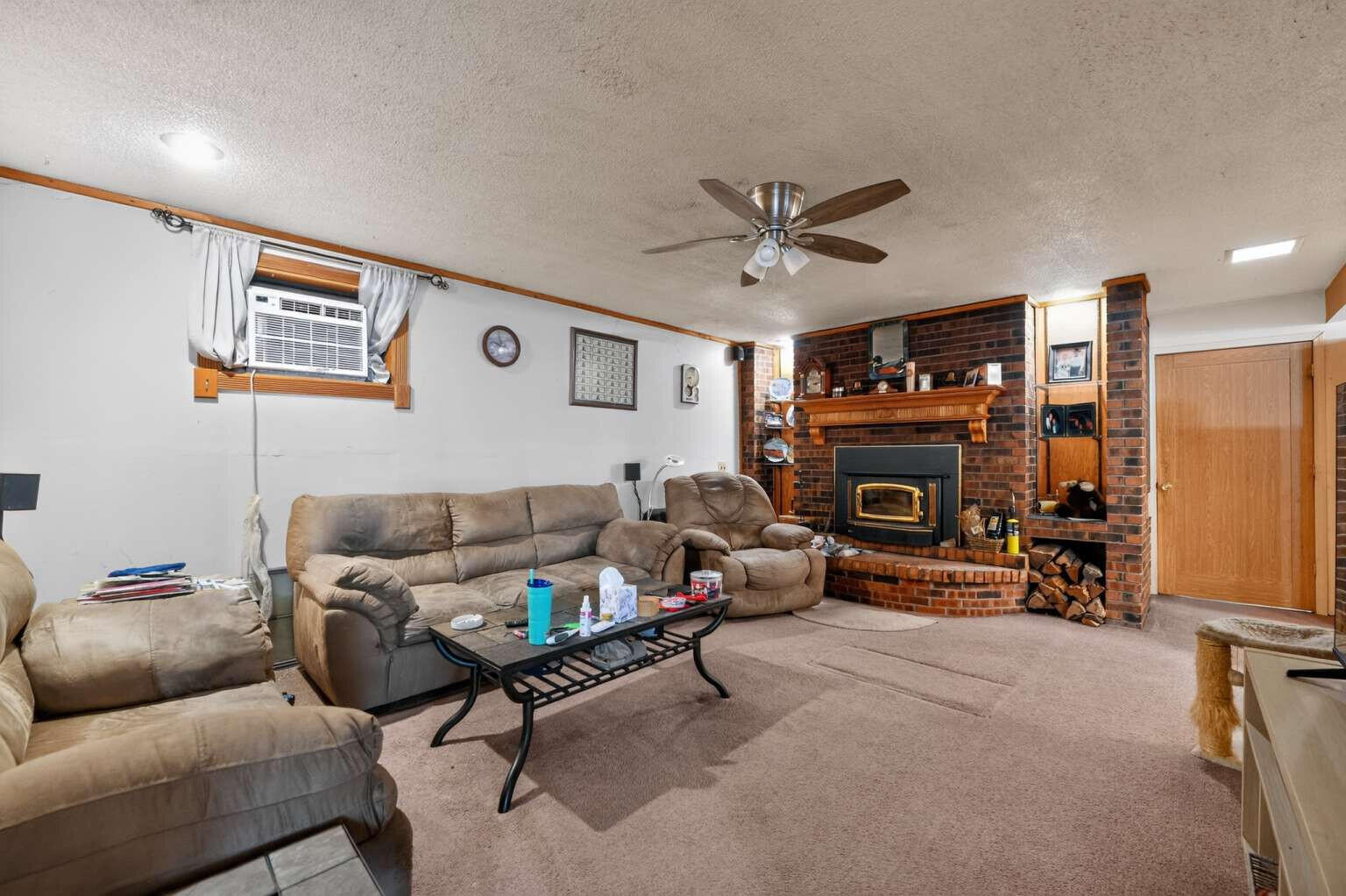 6685 Southeast Isley Drive Property Photo 2