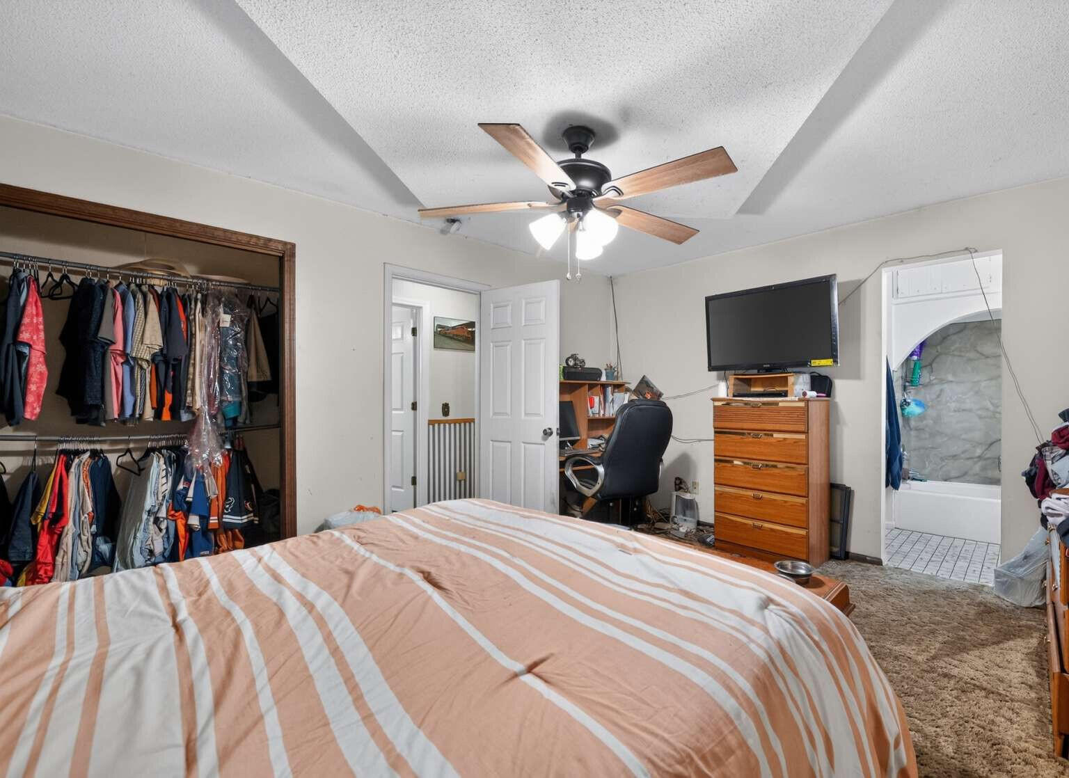 6685 Southeast Isley Drive Property Photo 6