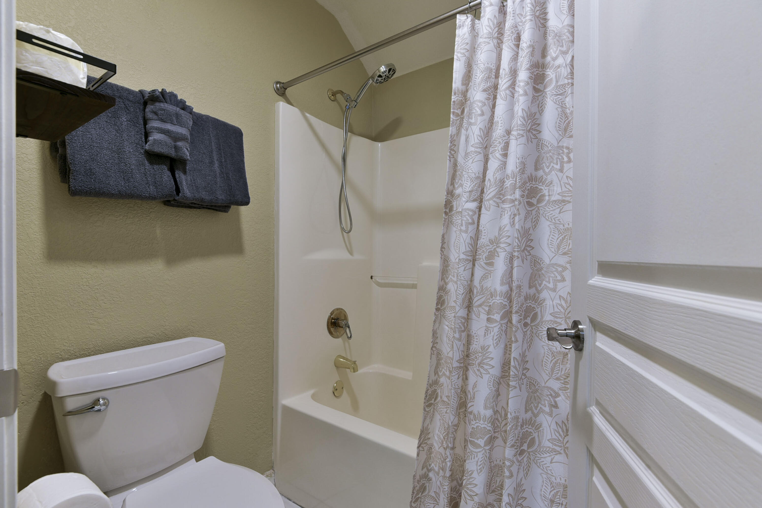 2800 Green Mountain Drive 132 Property Photo 28