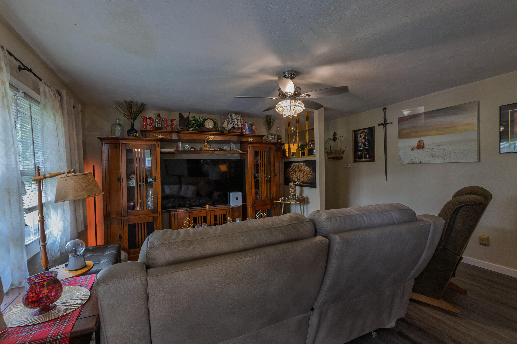 7053-7057 West Farm Road 106 7053-7057 Property Photo 23