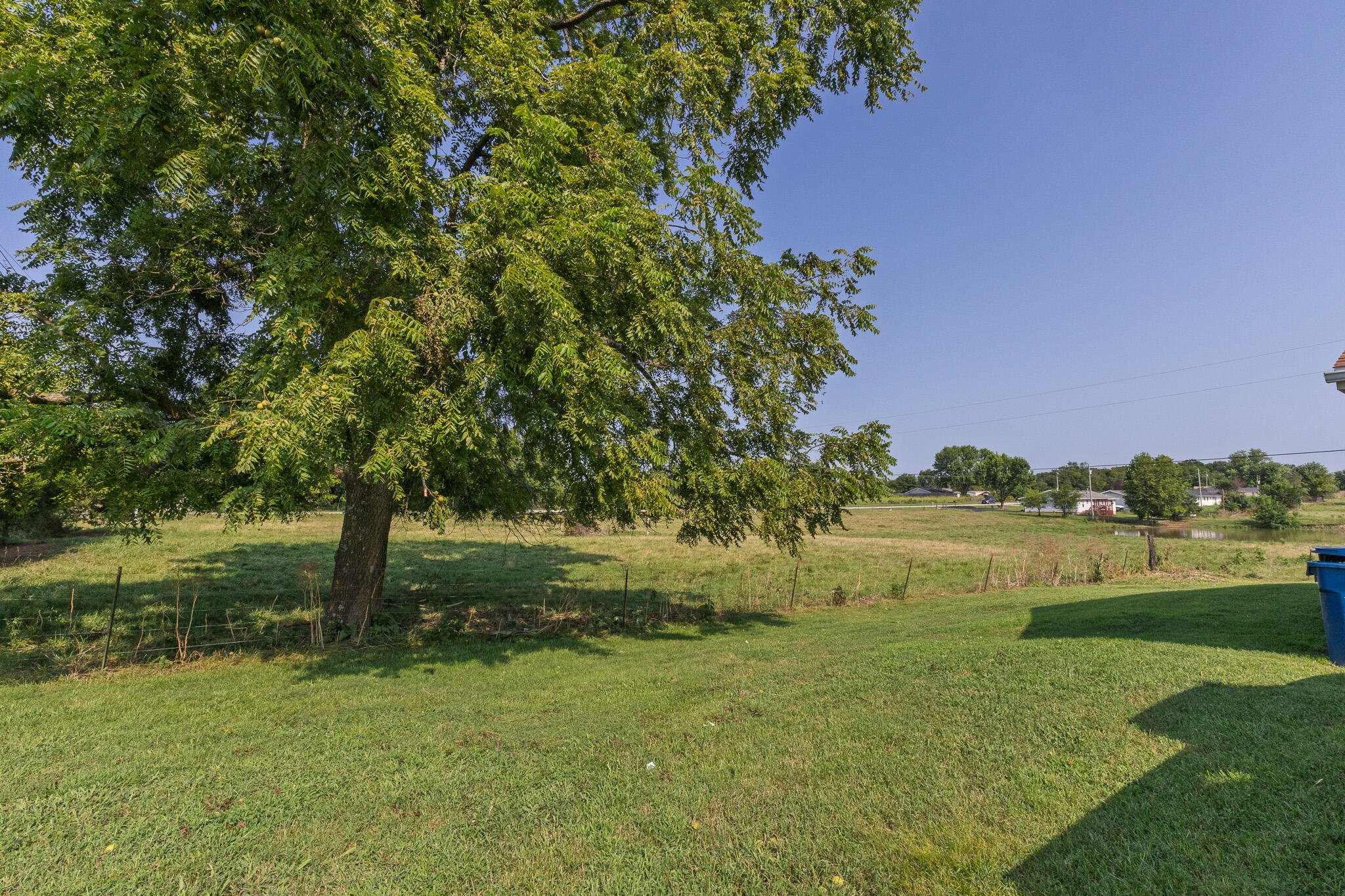 7053 West Farm Road 106 7053-7057 Property Photo 4