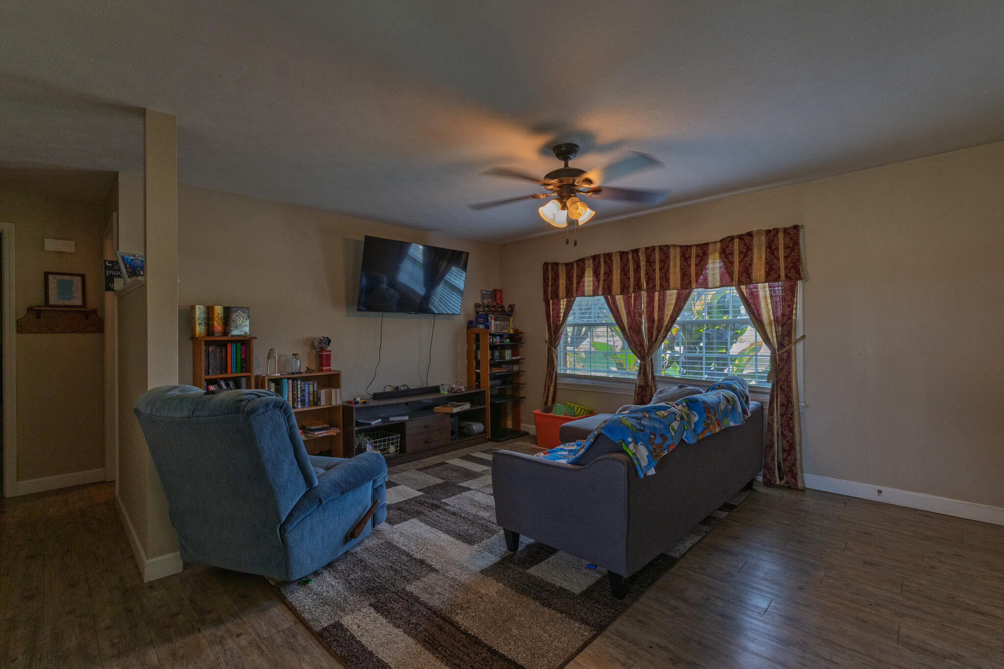 7053 West Farm Road 106 7053-7057 Property Photo 7