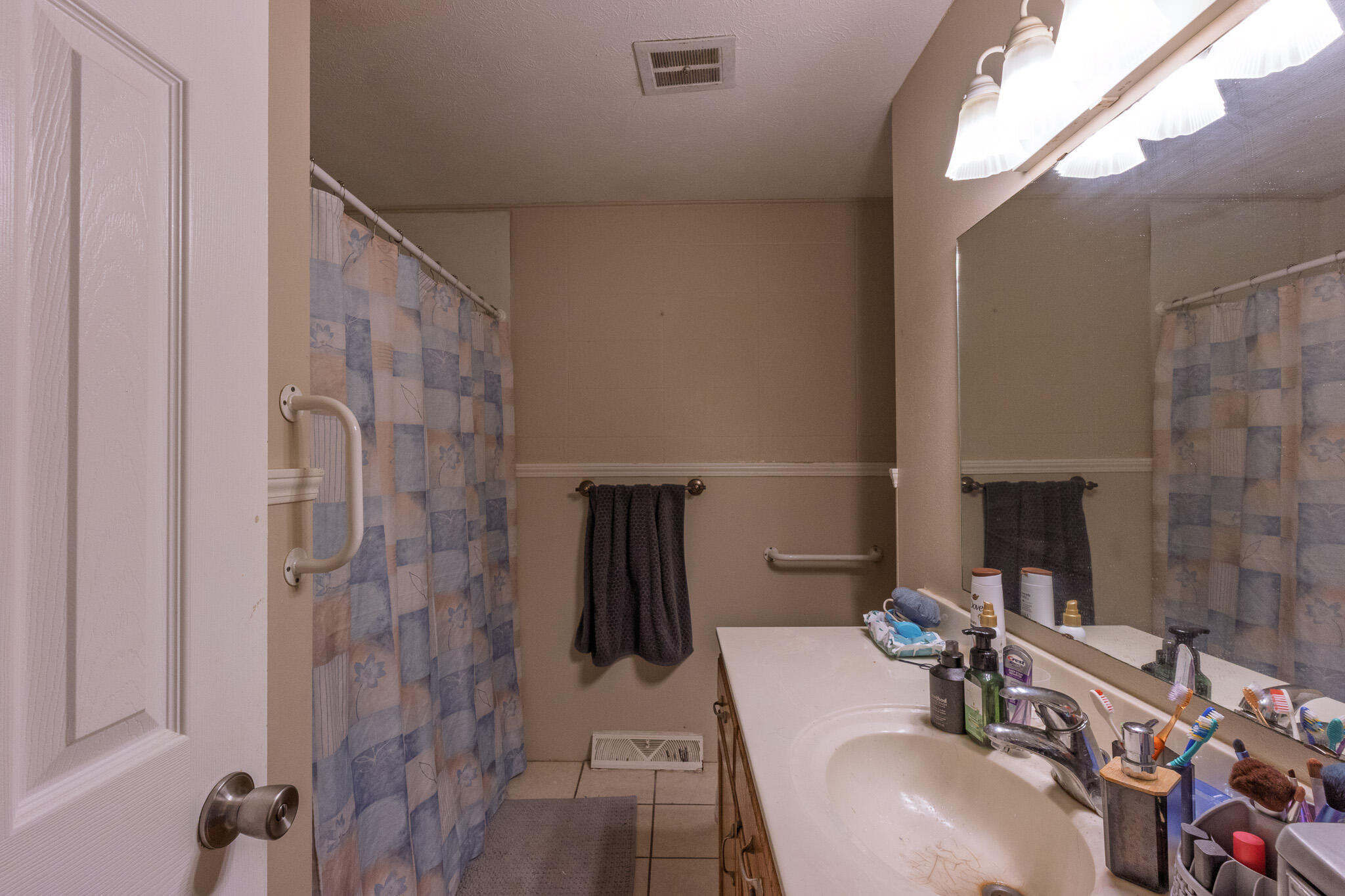 7053 West Farm Road 106 7053-7057 Property Photo 16