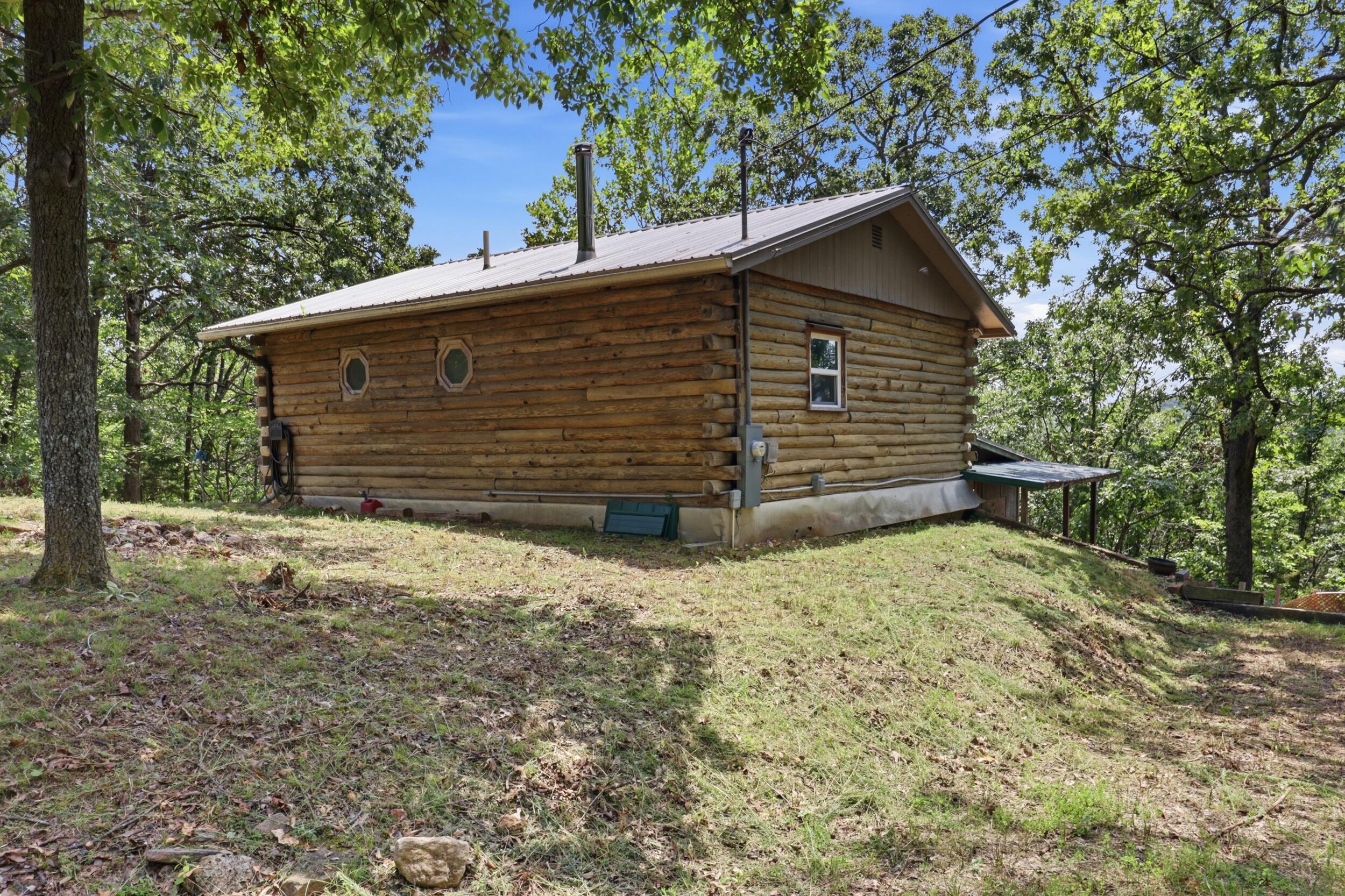 9 Scottish Landing Road Property Photo 2