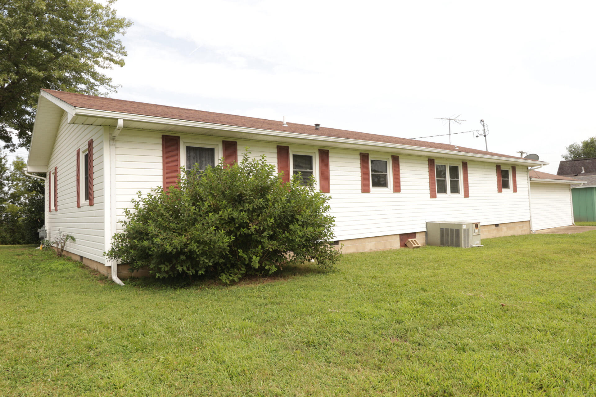 603 Kottmeier Street Property Photo 4
