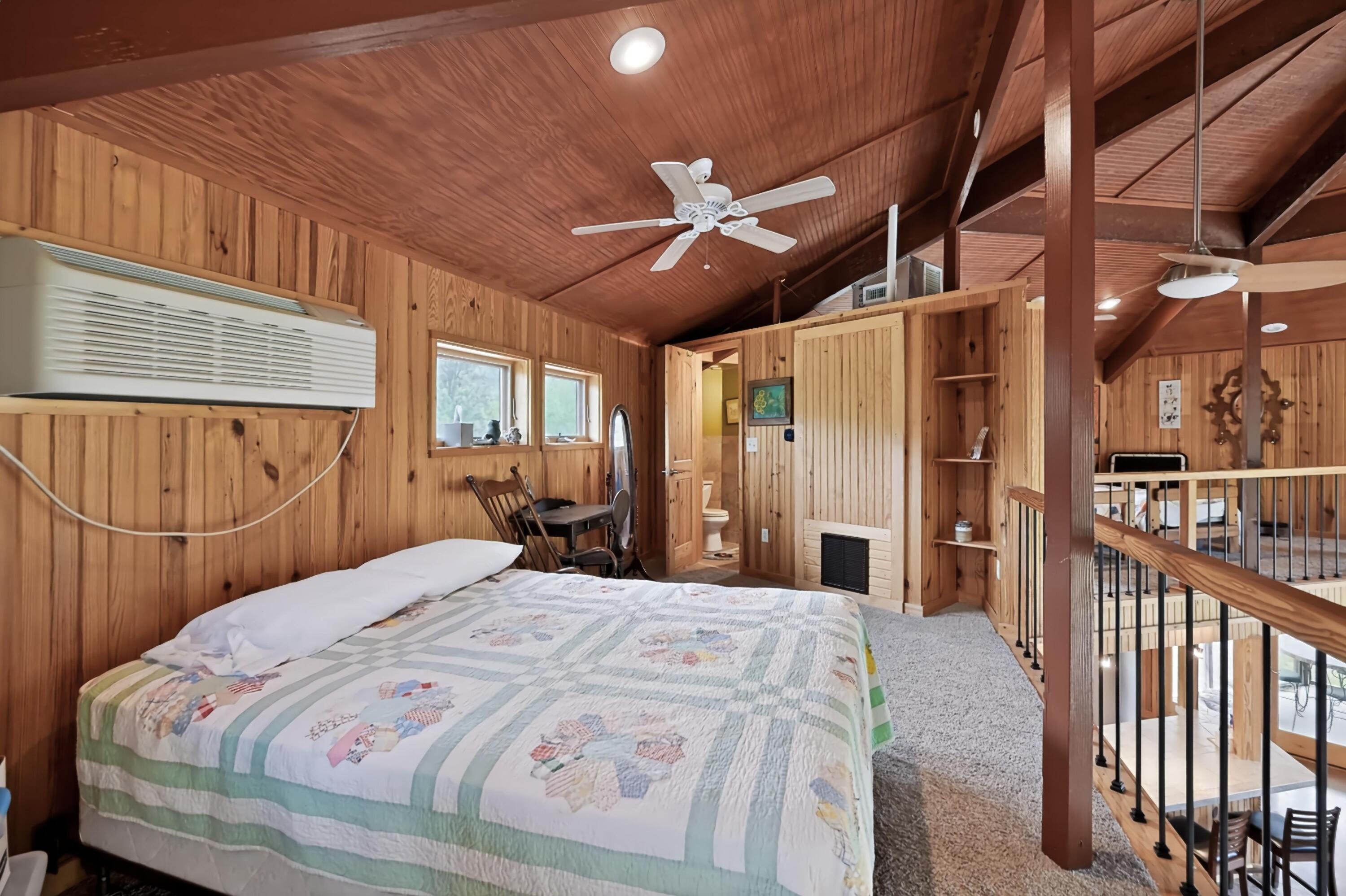 9550 Maple Road Property Photo 17
